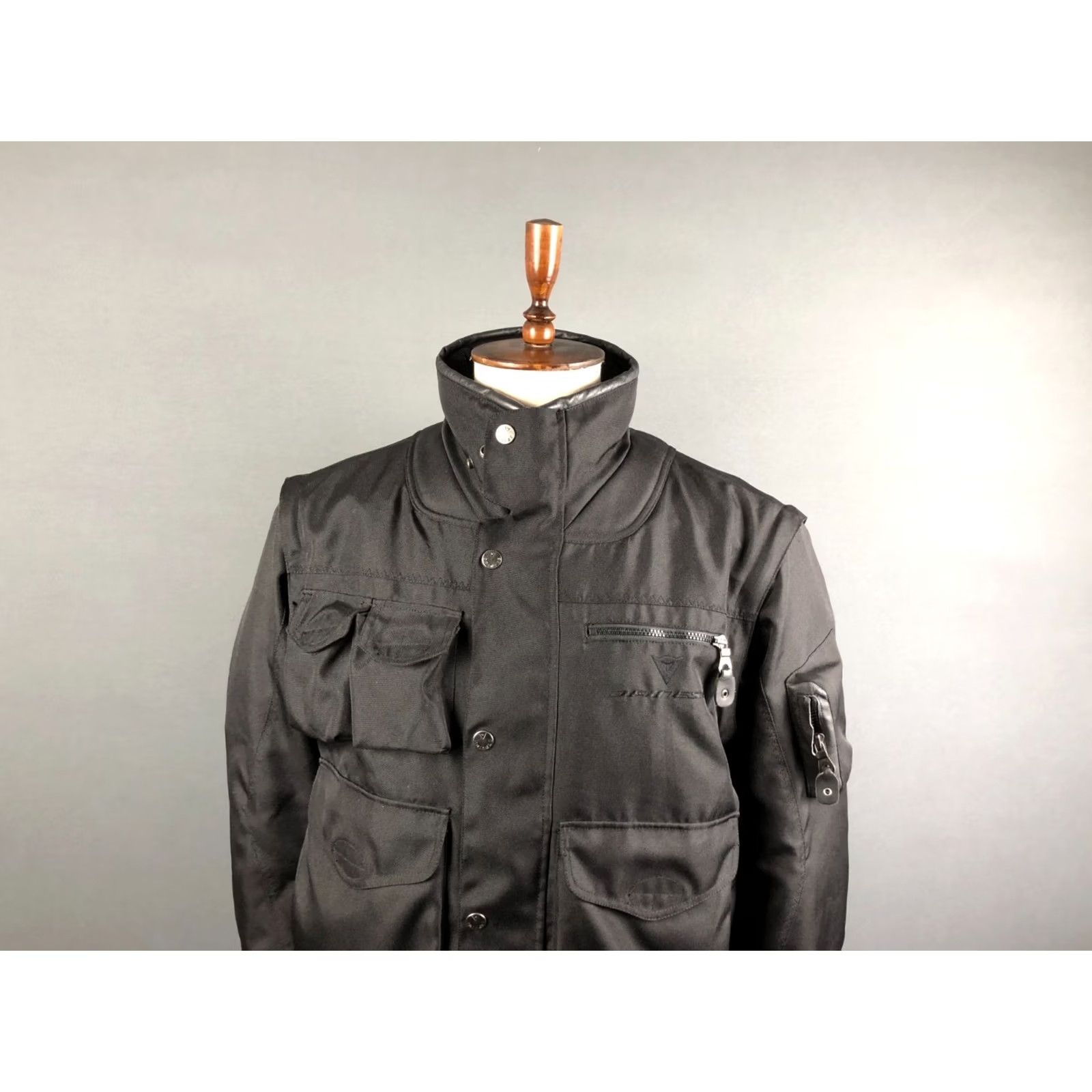 Dainese Dainese Men's Full Zip Jacket Size 46 Black Polyester Removable Sleeves Jacket Mens 46 Black Polyester Removable Sleeves Size US S / EU 44-46 / 1 - 4 Thumbnail