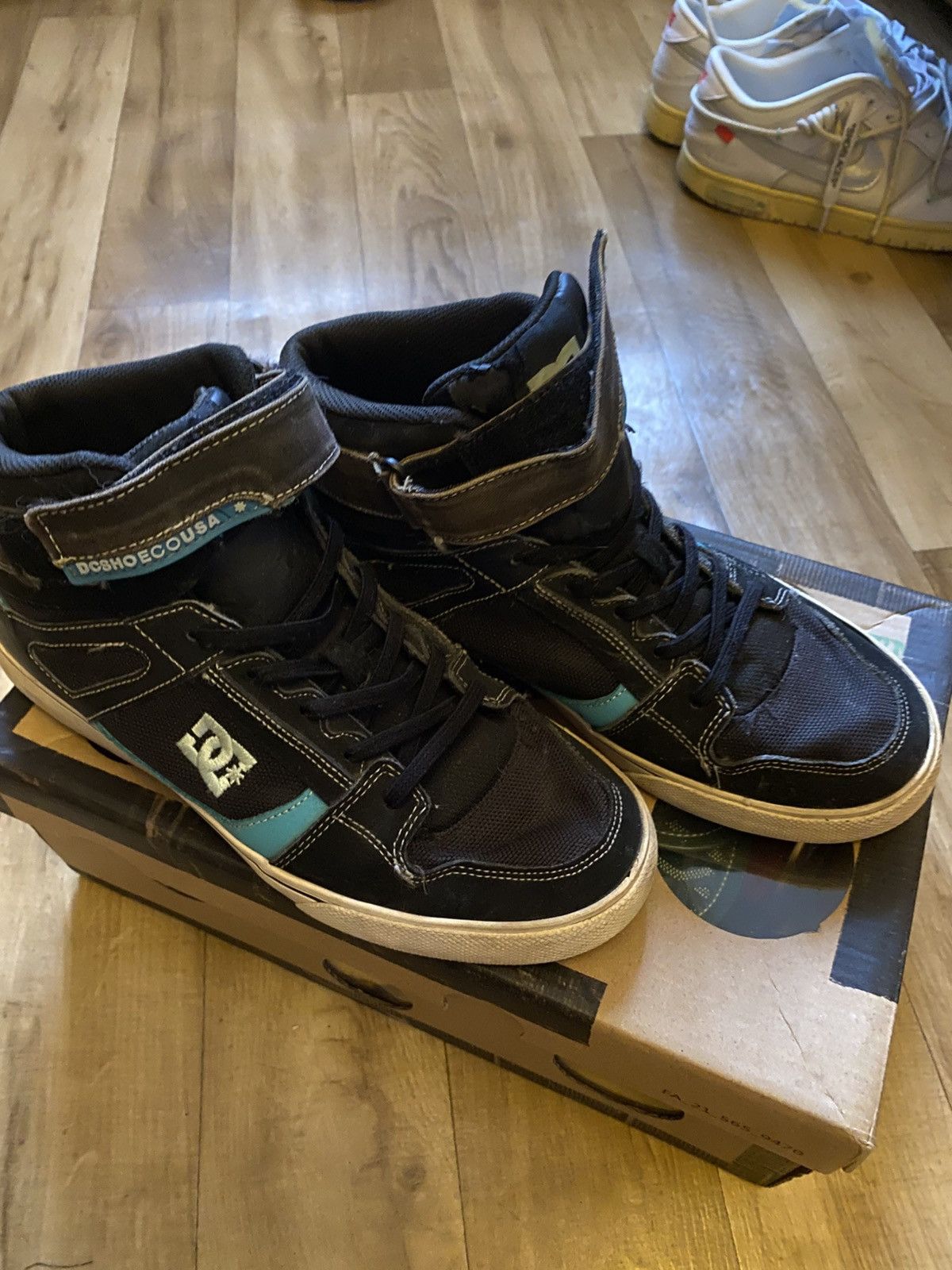DC × Vintage DC Shoes Skate Sneakers Size US 7 / EU 40 - 2 Thumbnail