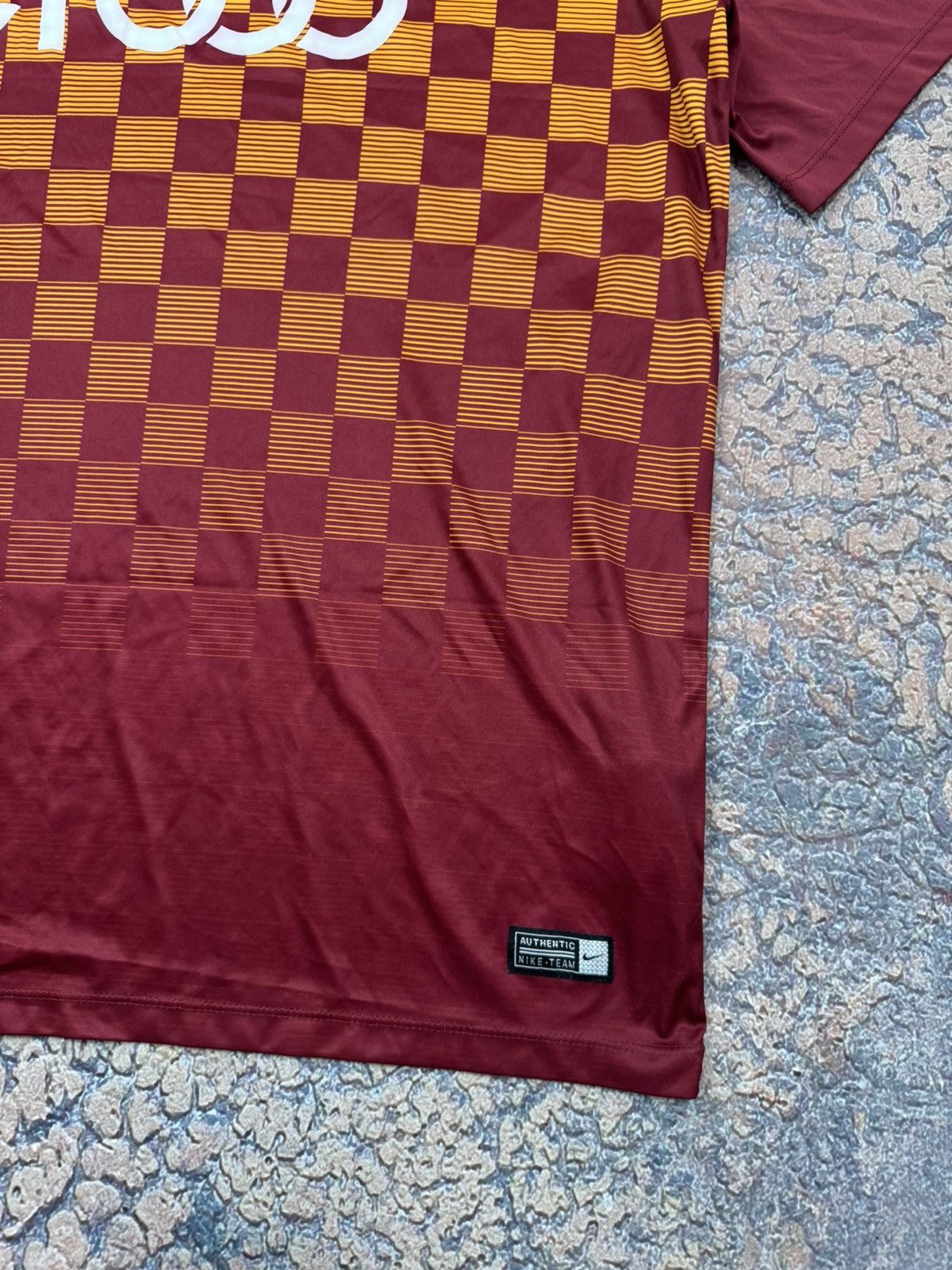 Nike Nike Bradford City 2015/2016 Home Soccer Jersey Men Size XL Size US XL / EU 56 / 4 - 4 Thumbnail