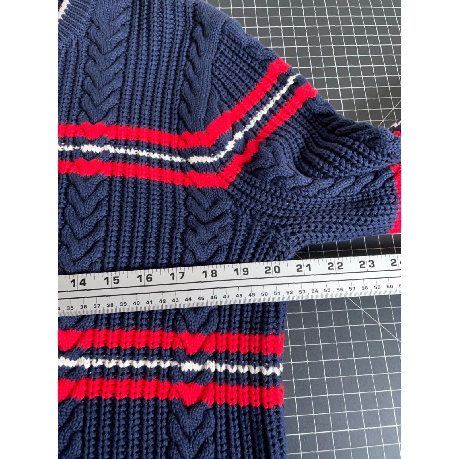 J.Crew VINTAGE J.Crew Sweater Pullover Cable Knit Adult Medium Men’s Fall Winter Dark Blue Red Stripe Unworn Size US M / EU 48-50 / 2 - 5 Thumbnail