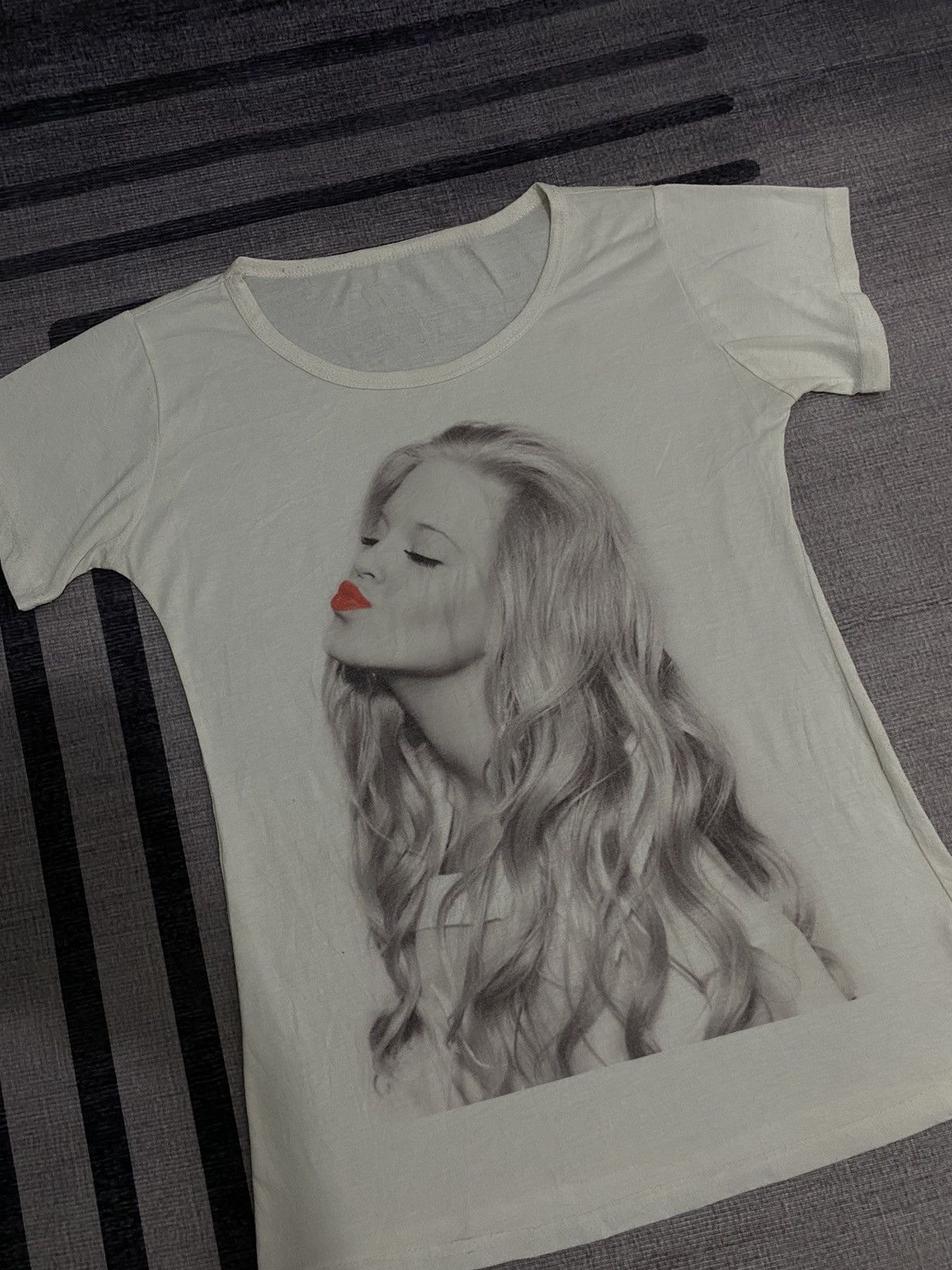 Hysteric Glamour WOMEN PICTURE HYSTERIC STYLE TSHIRT Size M / US 6-8 / IT 42-44 - 2 Thumbnail