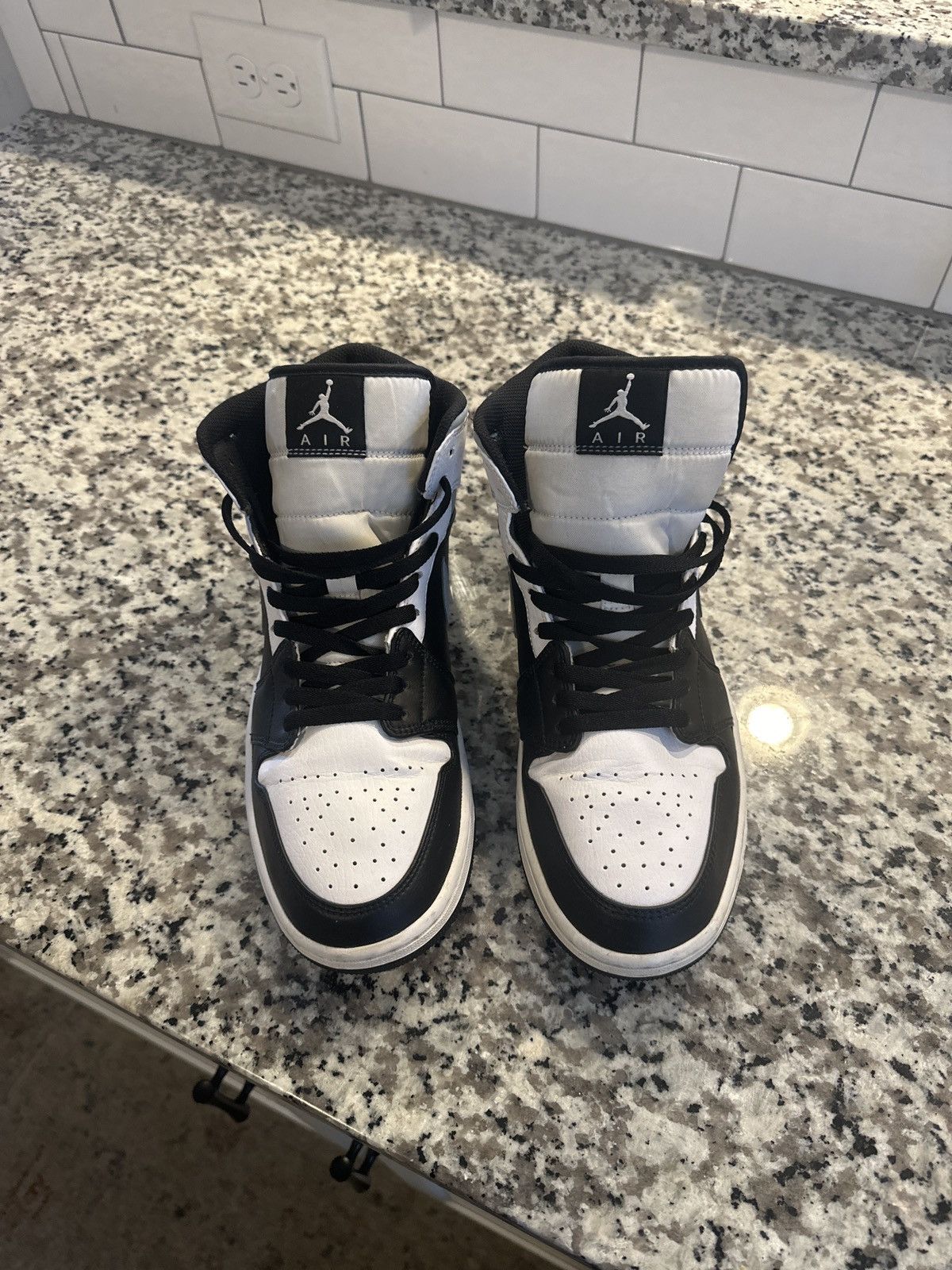 Jordan Brand × Nike Jordan 1 mid white shadow Size US 11 / EU 44 - 3 Thumbnail