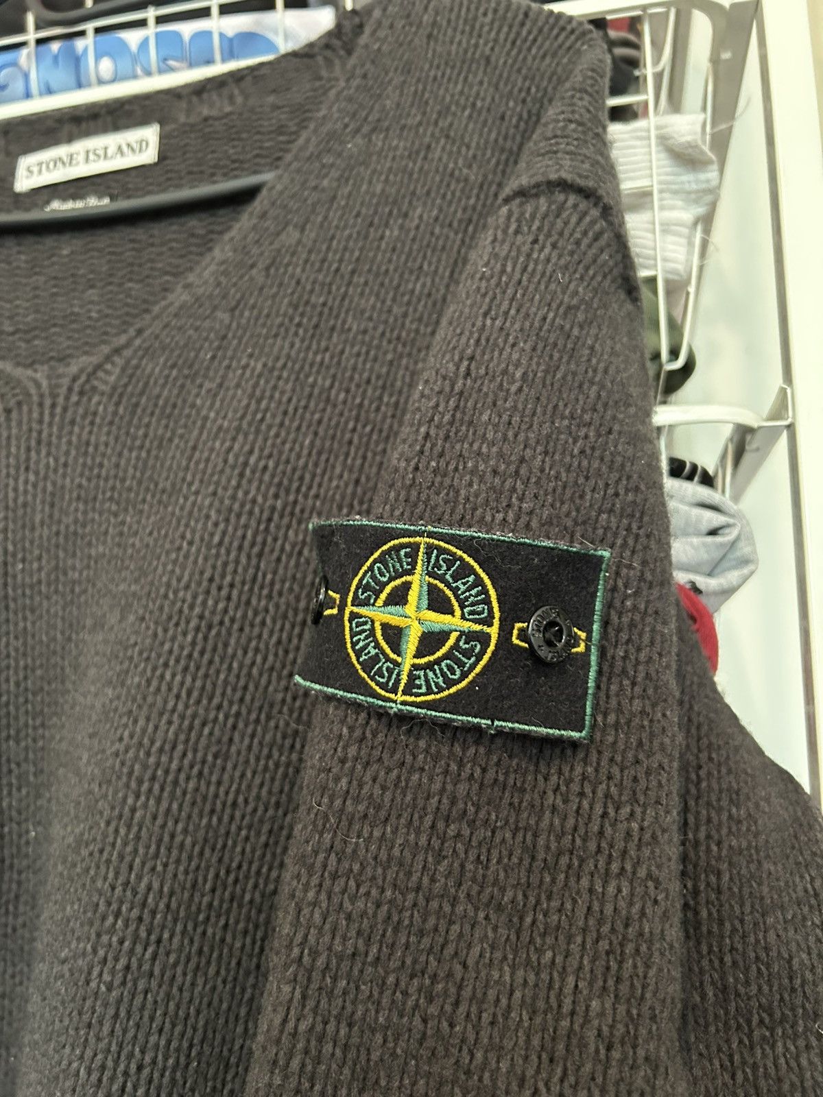 Stone Island STONE ISLAND VINTAGE GREEN BADGE SWEATER SIZE M Size US M / EU 48-50 / 2 - 2 Thumbnail