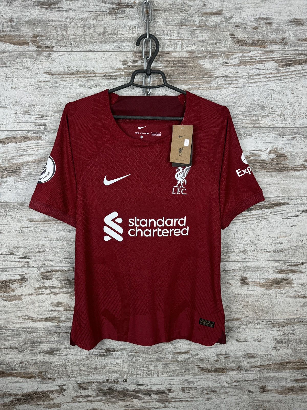 Vintage Mens new Nike Liverpool FC T-shirt soccer jersey home away Size US M / EU 48-50 / 2 - 1 Thumbnail
