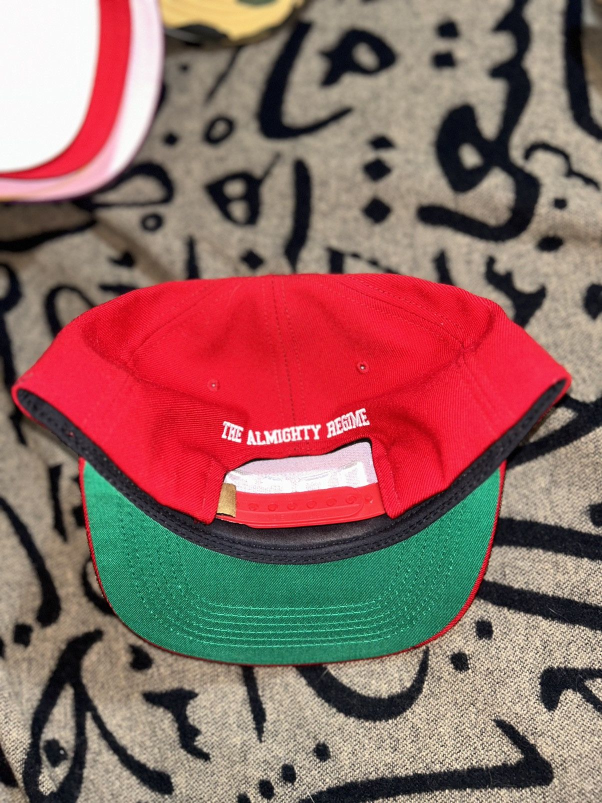 October's Very Own 2014 TOPSZN x OVO FNF Hat Size ONE SIZE - 4 Thumbnail