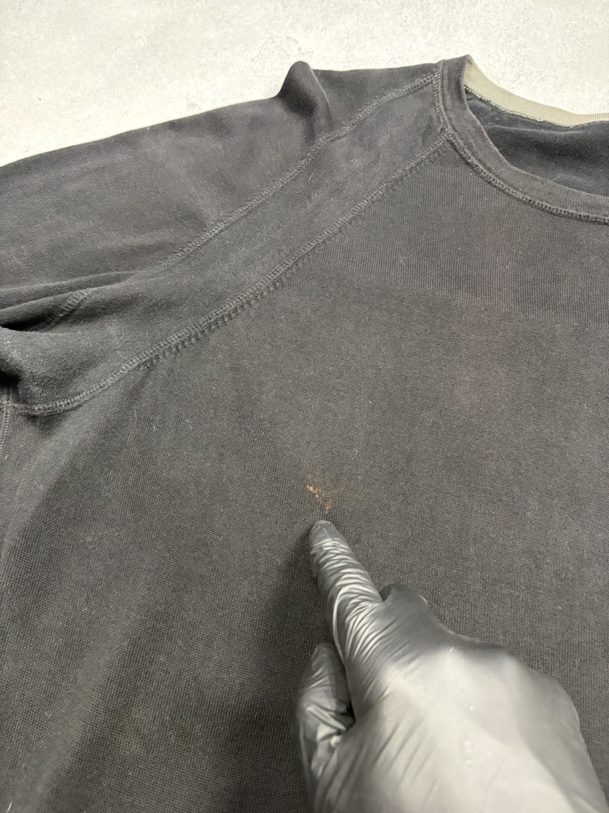 Yves Saint Laurent Vintage Distressed Yves Saint Laurent YSL Sweatshirt Logo Size US XL / EU 56 / 4 - 6 Thumbnail