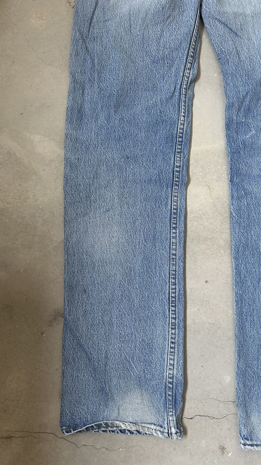 Levi's VINTAGE LEVIS 501 MADE IN USA DENIM PANT Size US 32 / EU 48 - 11 Thumbnail