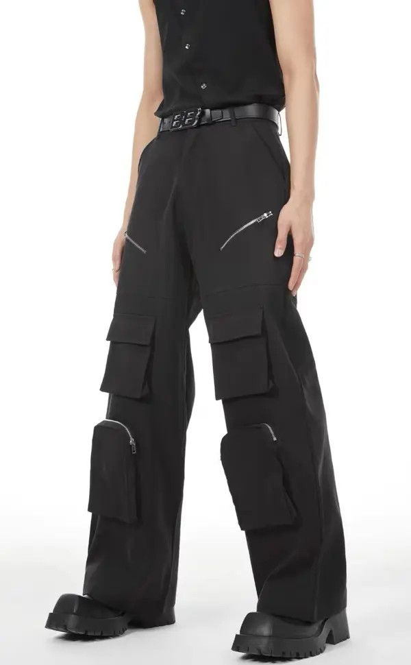 VIBE Black simple zippered large pocket casual cargo trousers Size US 34 / EU 50 - 5 Thumbnail