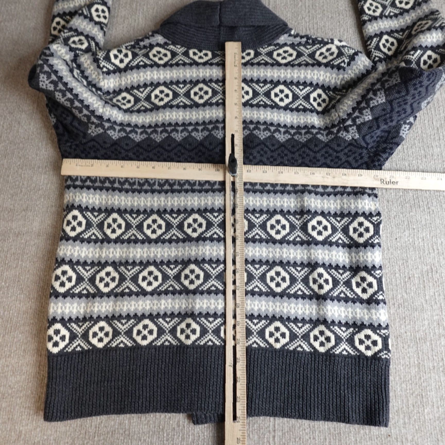 Bloomingdale's VINTAGE Bloomingdale's Cardigan Sweater Mens M Gray Wool Knit Geometric Shawl Grandpa Size US M / EU 48-50 / 2 - 3 Thumbnail