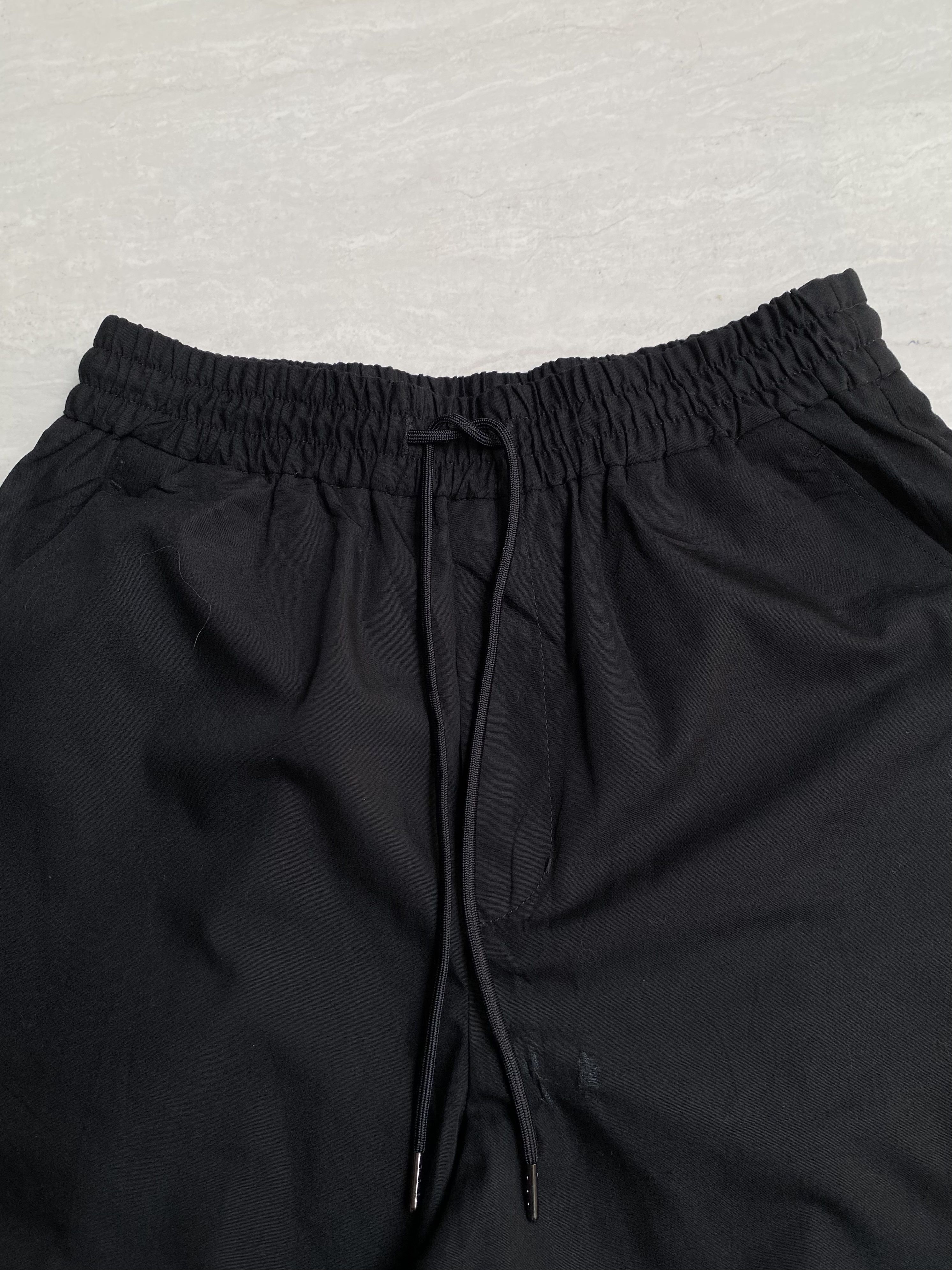 GU GU Black Wide Cargo Joger Pants Size US 26 / EU 42 - 3 Thumbnail