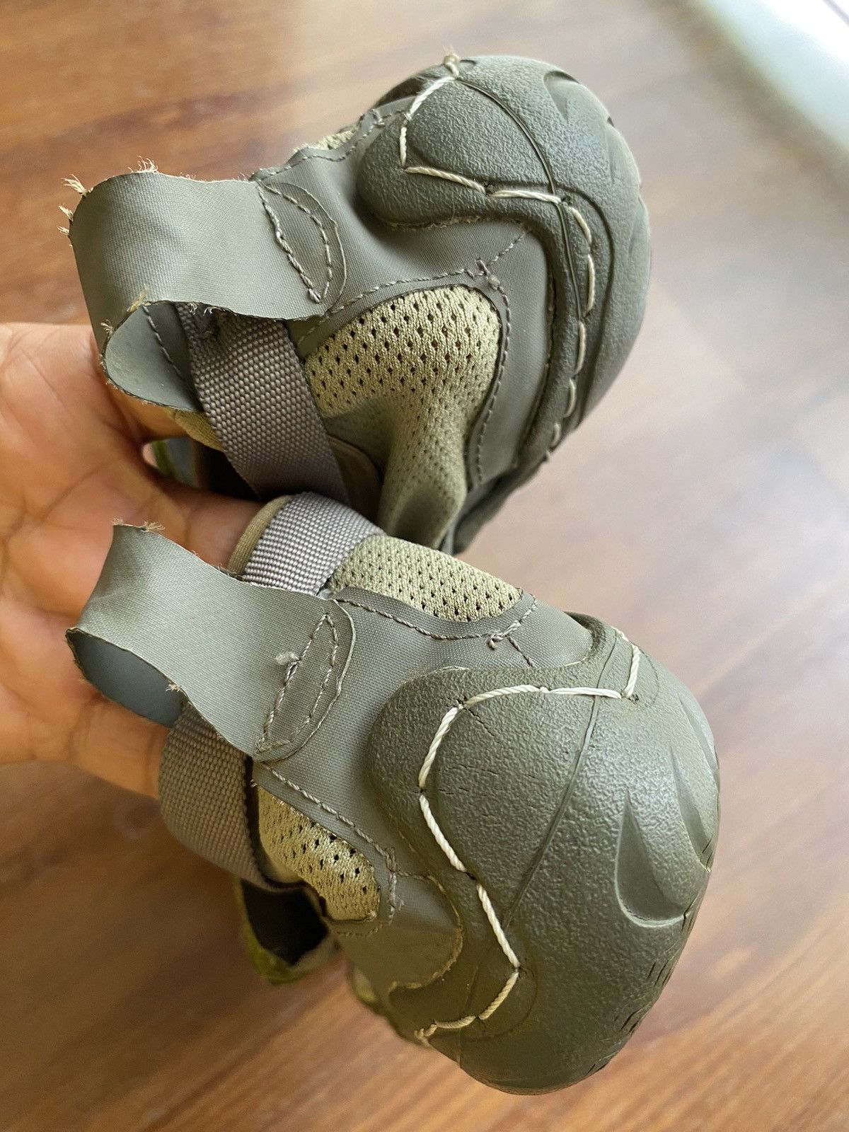 Vibram Vibram Five Fingers grey shoes Size US 10 / IT 40 - 9 Thumbnail
