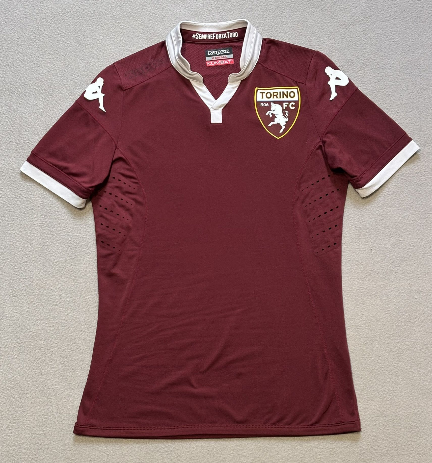 Kappa Torino FC 2015/2016 Kappa Football Jersey Size XS Size US XS / EU 42 / 0 - 5 Thumbnail