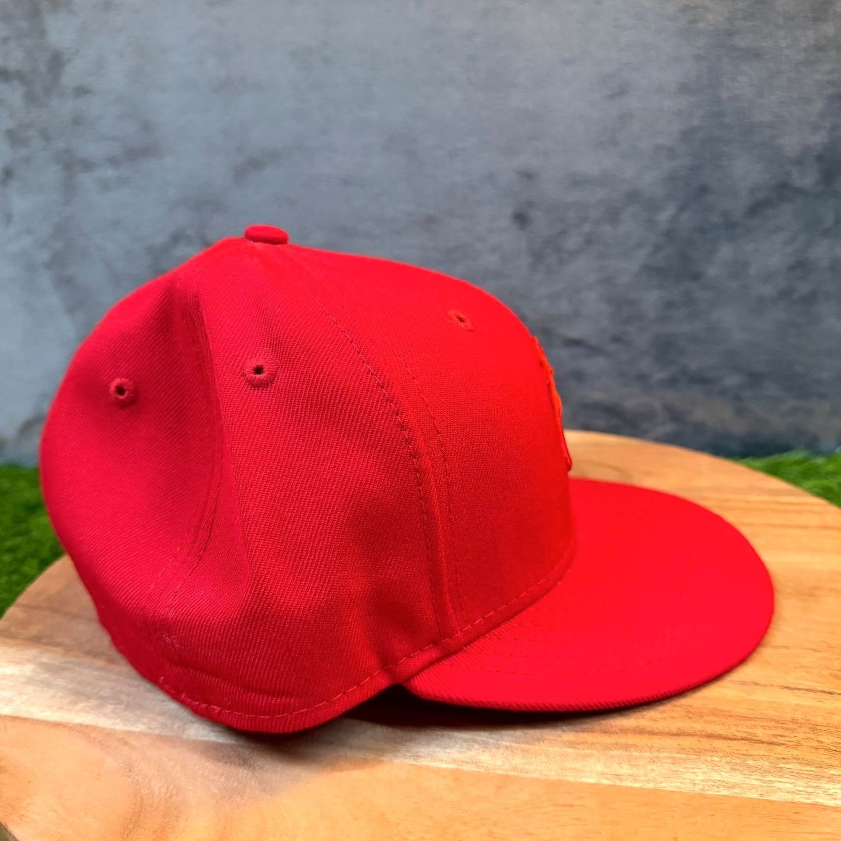 New Era VINTAGE New Era 59FIFTY New York Yankees Fitted Hat Red Tonal Logo MLB Cap Mens 7 Size ONE SIZE - 3 Thumbnail