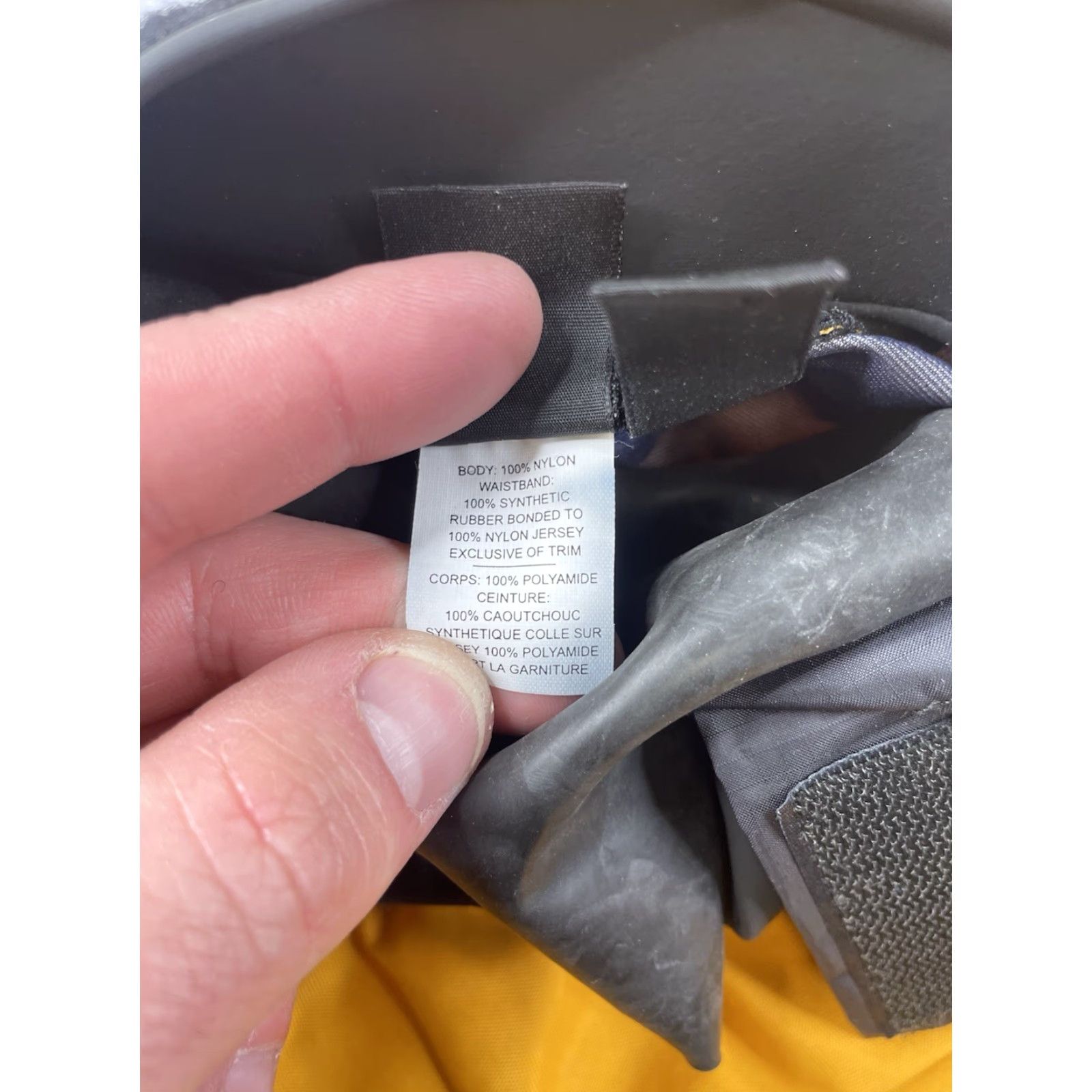 Patagonia VINTAGE Patagonia Lotus Design Kayak Waterproof Jacket S Mens Yellow Black Waterproof Design Kayak 90s Size US S / EU 44-46 / 1 - 3 Thumbnail