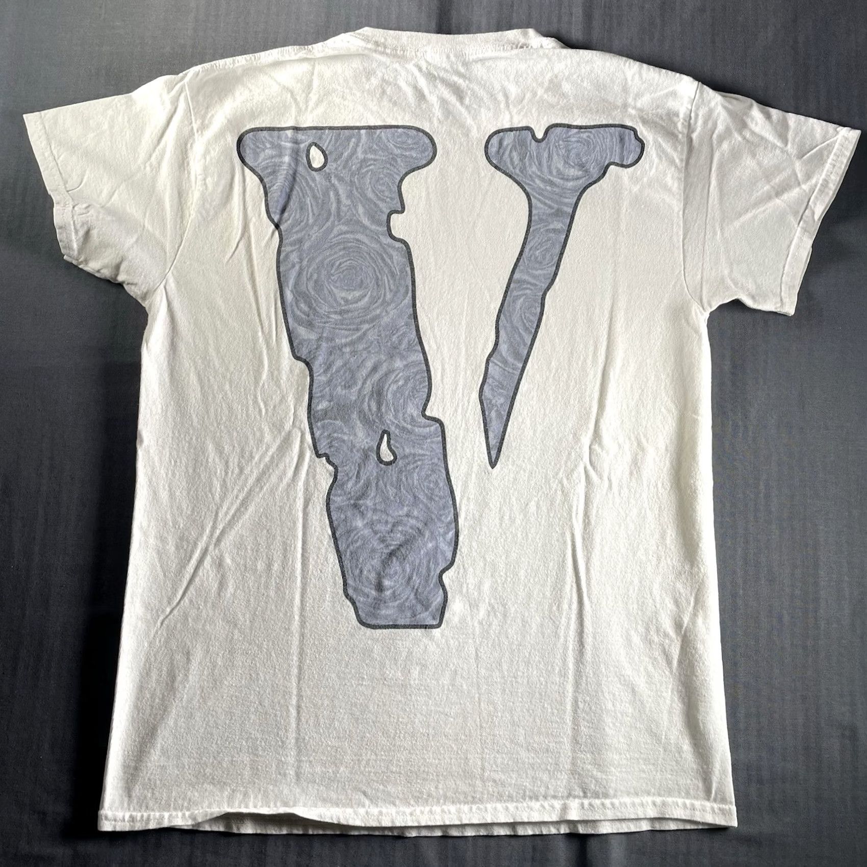 Vlone Pop Smoke x VLONE Shirt Mens Medium The Woo Rose Floral V Graphic White Size US M / EU 48-50 / 2 - 5 Thumbnail