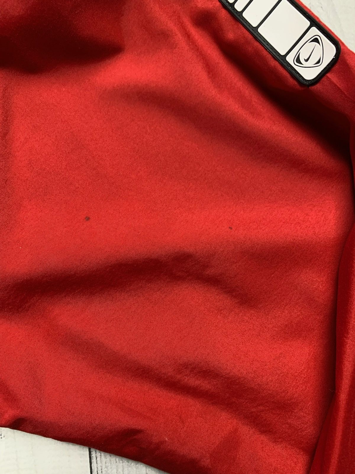 Nike × Vintage Vintage Nike track jacket size L red logo rare Size US L / EU 52-54 / 3 - 3 Thumbnail