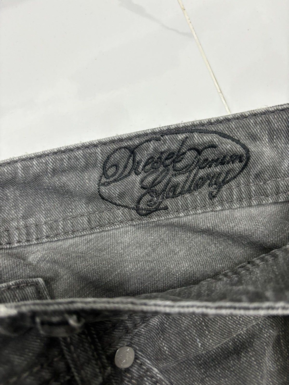 Diesel DIESEL DENIM GALLERY SMOKE BLACK DISTRESSED DENIM JEANS Size US 32 / EU 48 - 10 Thumbnail