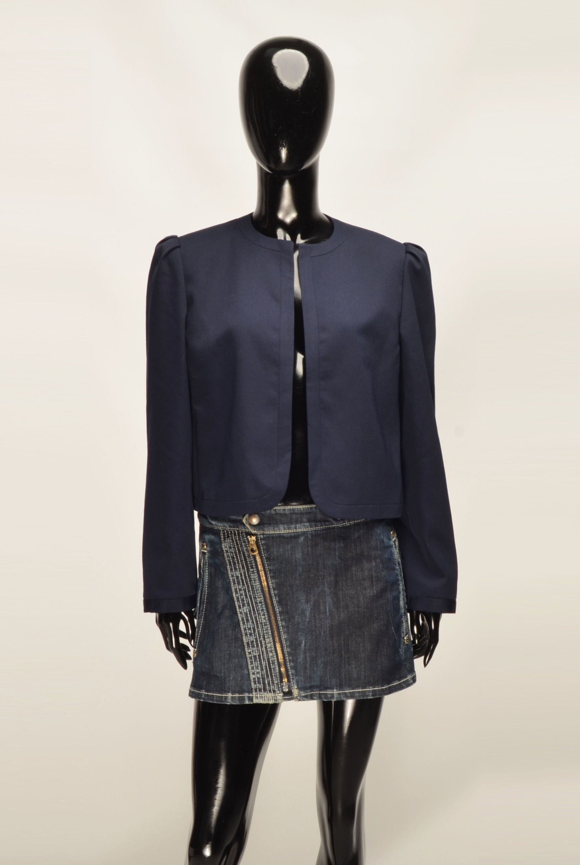 Louis Feraud Vintage Louis Feraud Bergdorf Goodman 90's Cropped Blazer Size M / US 6-8 / IT 42-44 - 1 Thumbnail