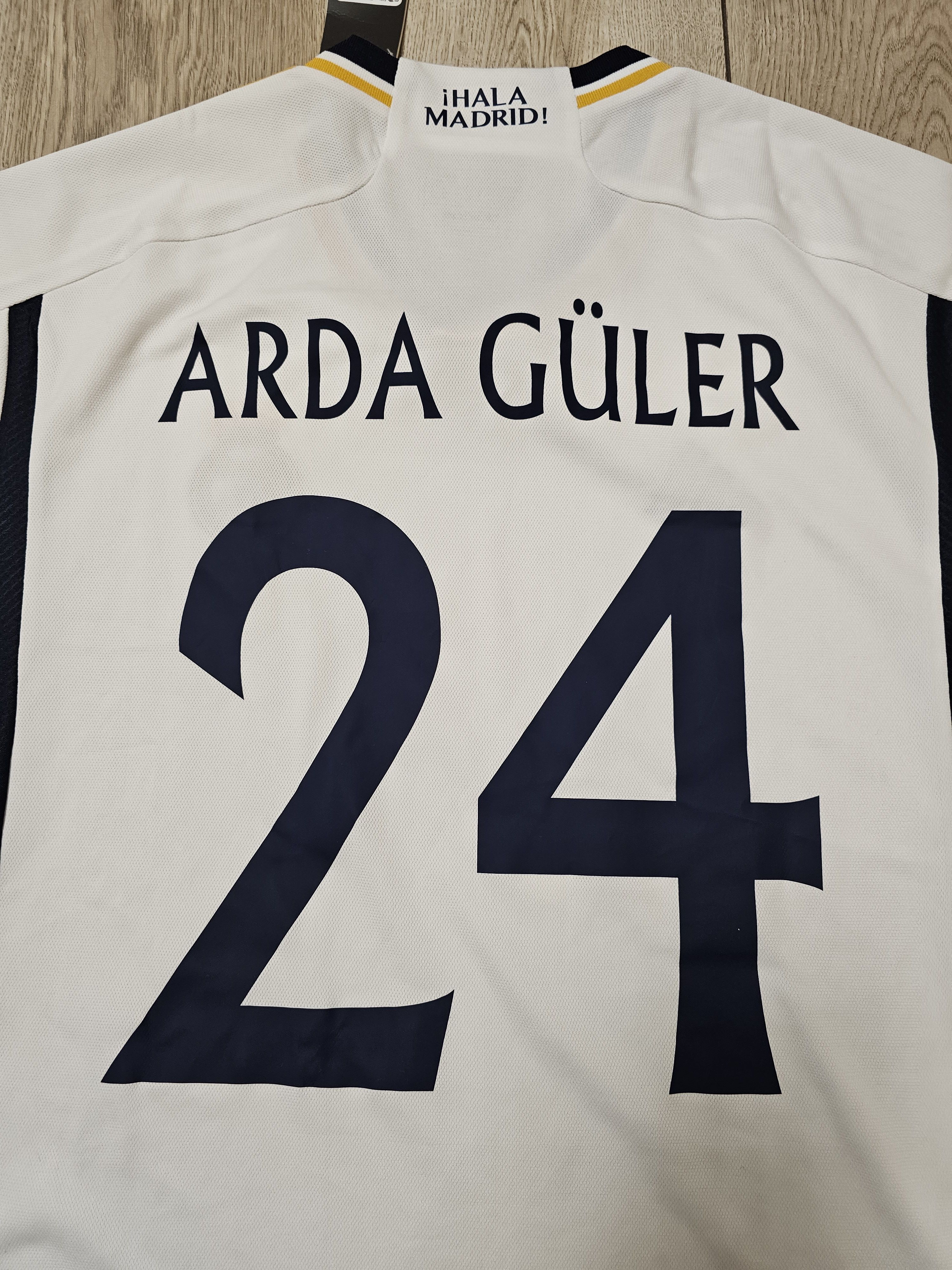 Adidas REAL MADRID 2023 2024 GULER FOOTBALL SHIRT SOCCER JERSEY Size US L / EU 52-54 / 3 - 5 Thumbnail