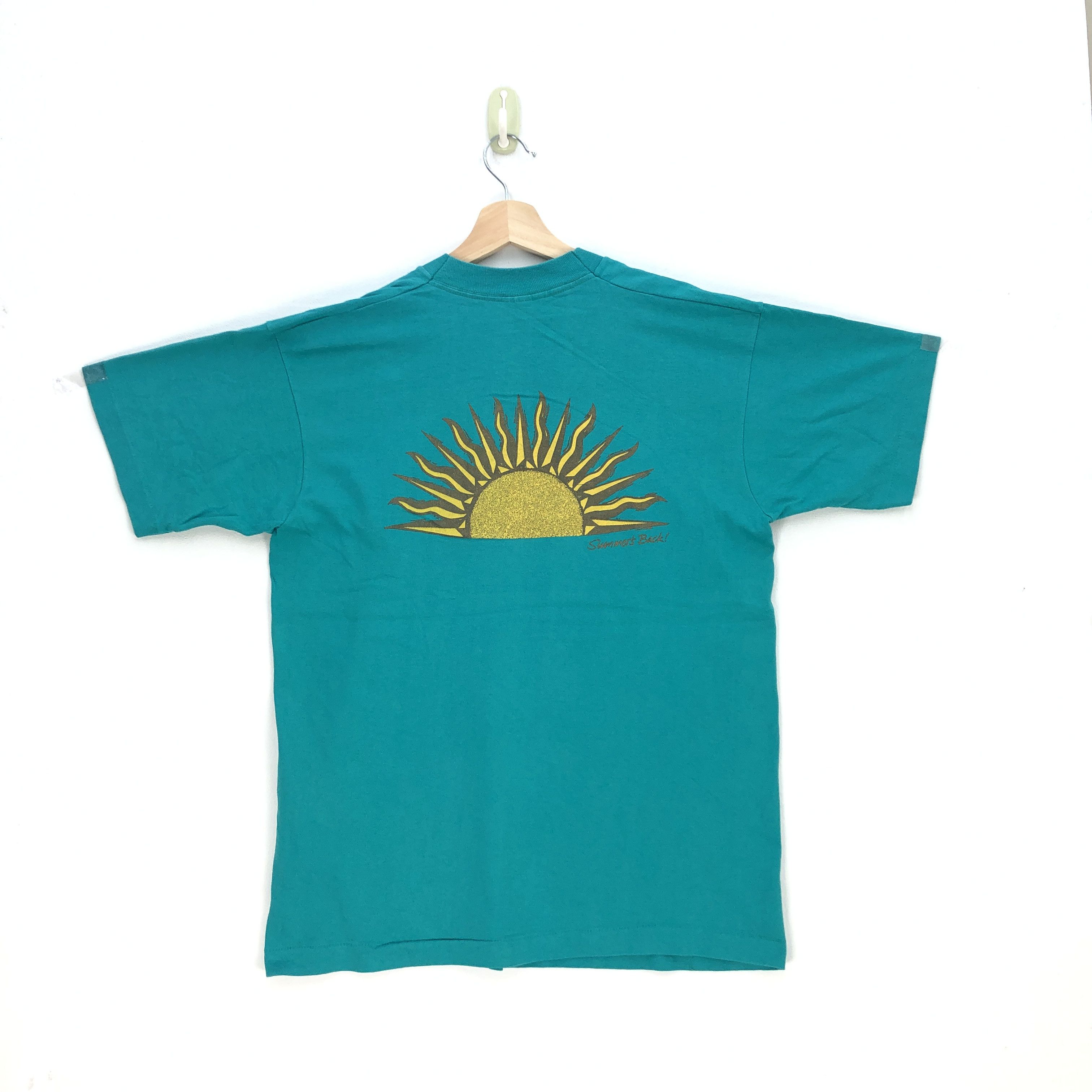 Vintage Vintage 90s Novelty T Shirt Summer's Back Crewneck Tees Size US M / EU 48-50 / 2 - 2 Thumbnail