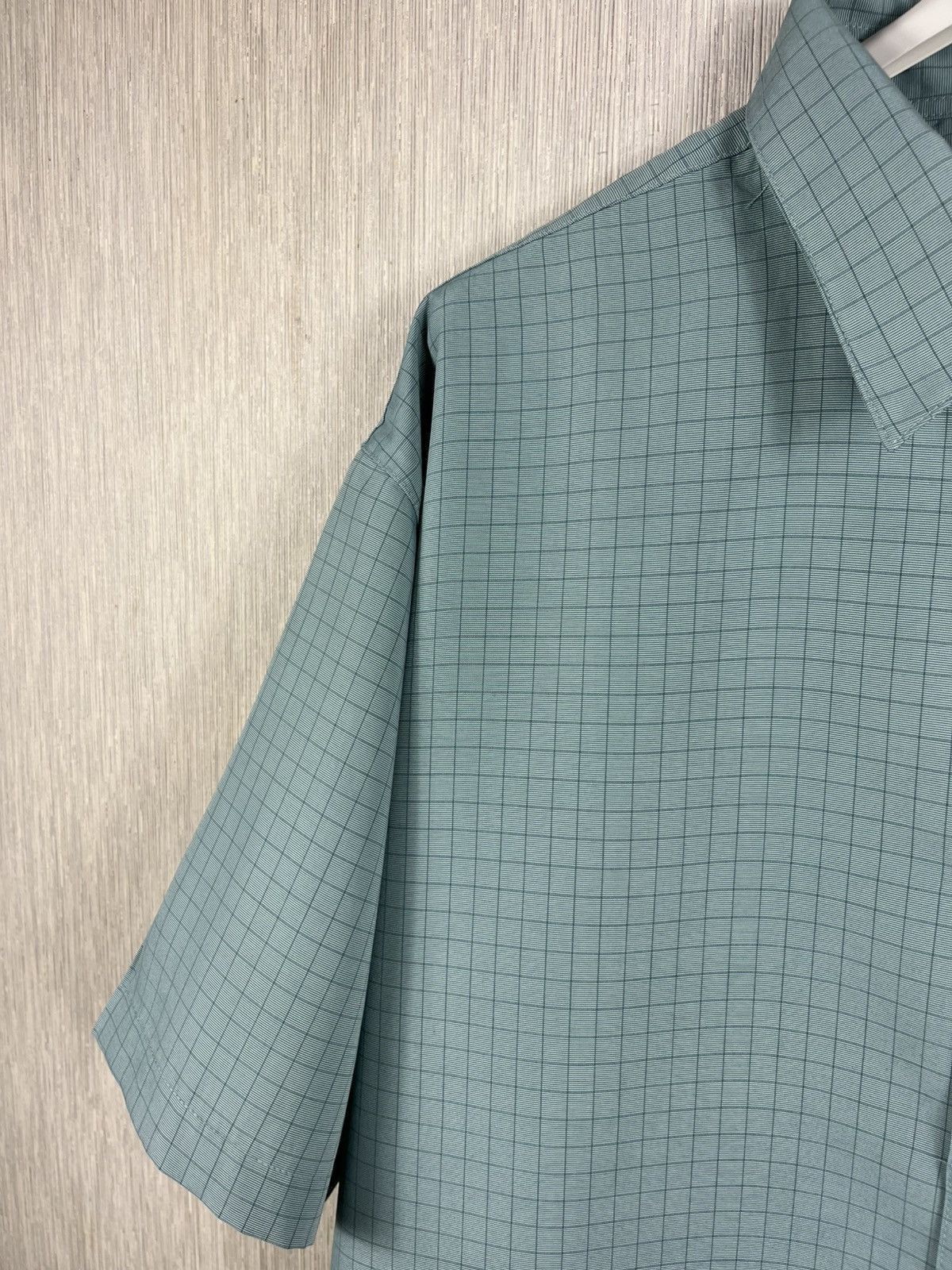 Oakley Vintage Oakley checked gorpcore pocket shirt with small logo Size US XL / EU 56 / 4 - 10 Thumbnail