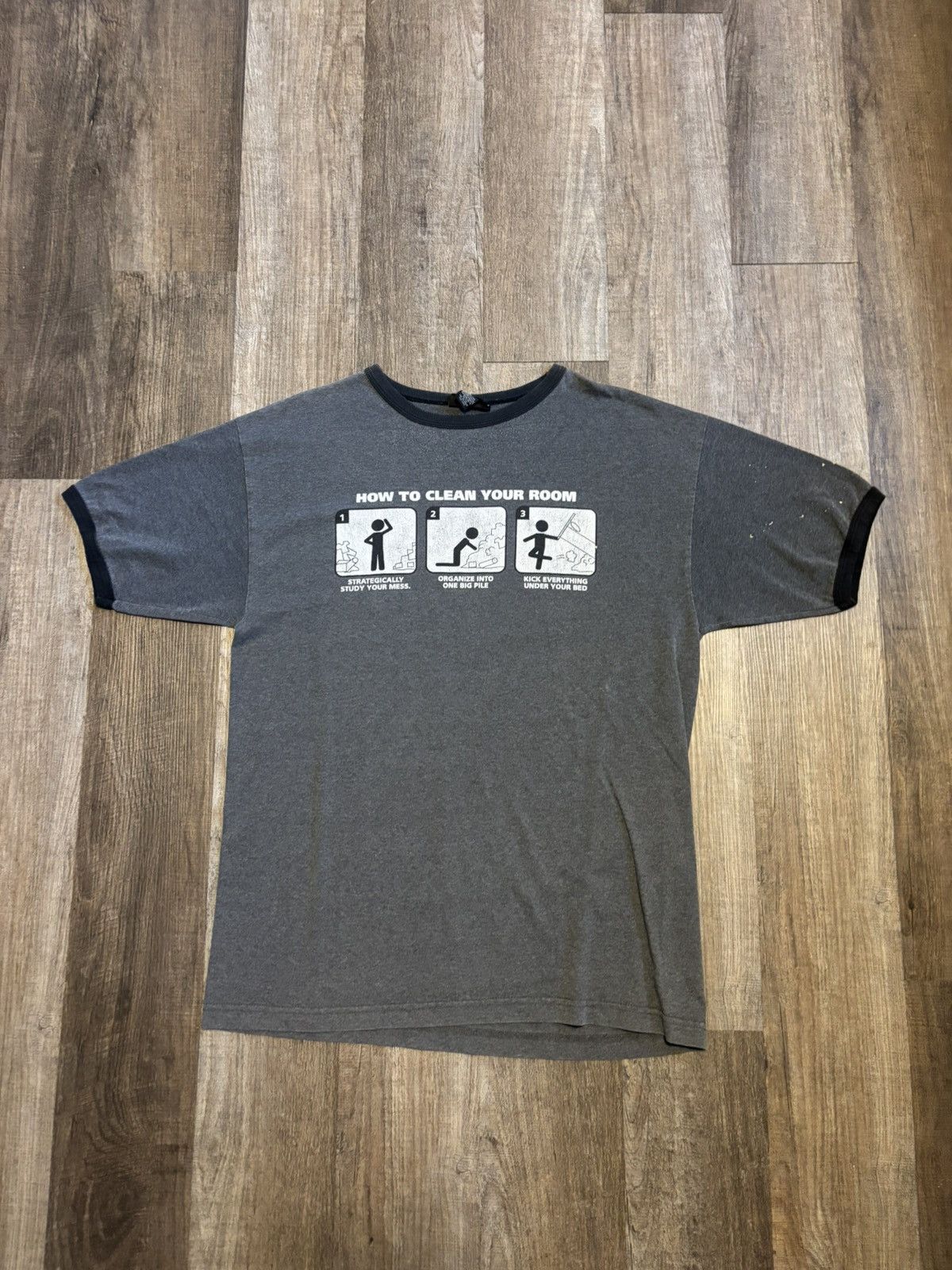 rue21 Vintage Rue21 Satire How to Clean Your Room Graphic Tee Size US L / EU 52-54 / 3 - 1 Thumbnail
