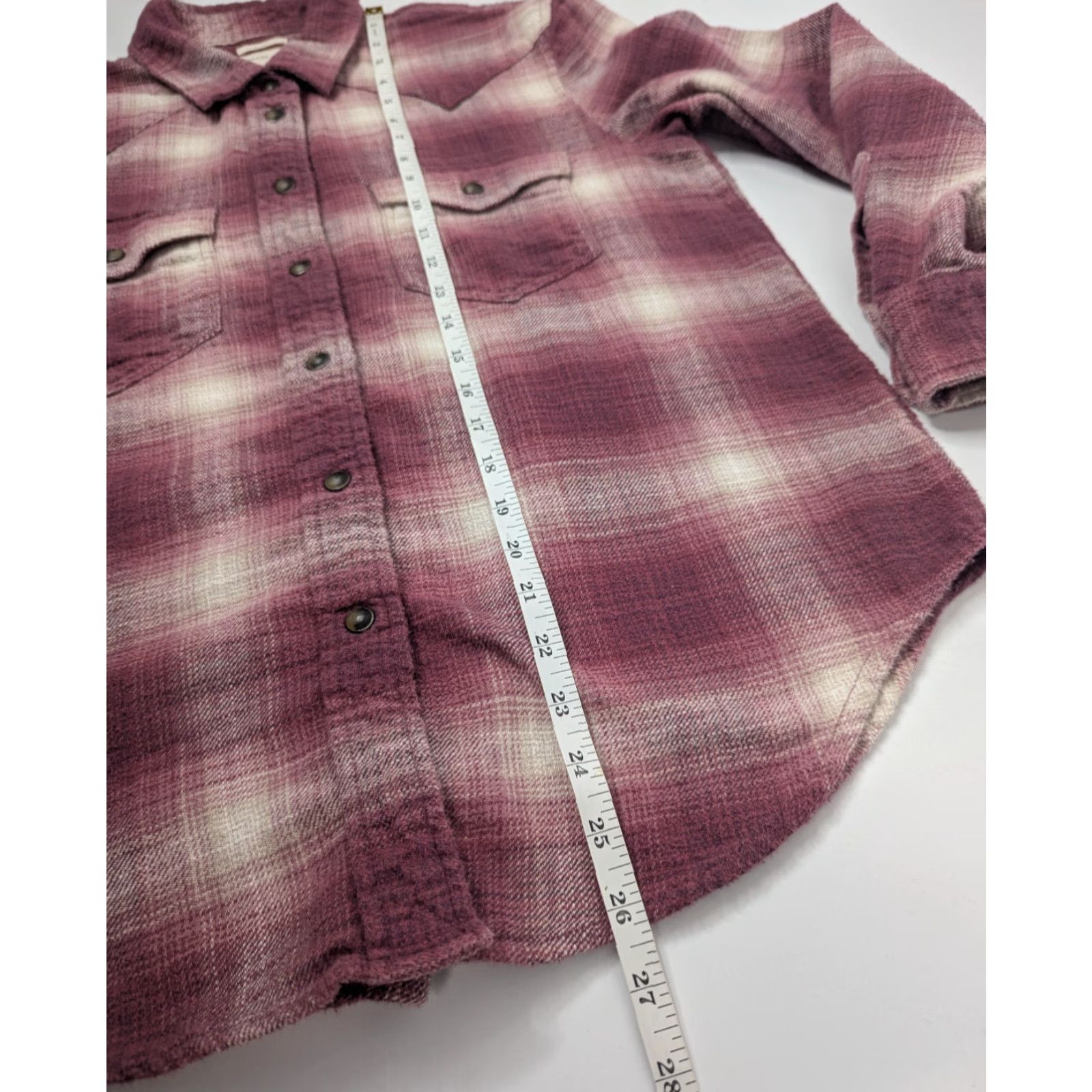 American Eagle Outfitters American Eagle Outfitters Women's XS Maroon Plaid Pearl Snap Button-Up Shirt Size XS / US 0-2 / IT 36-38 - 5 Thumbnail