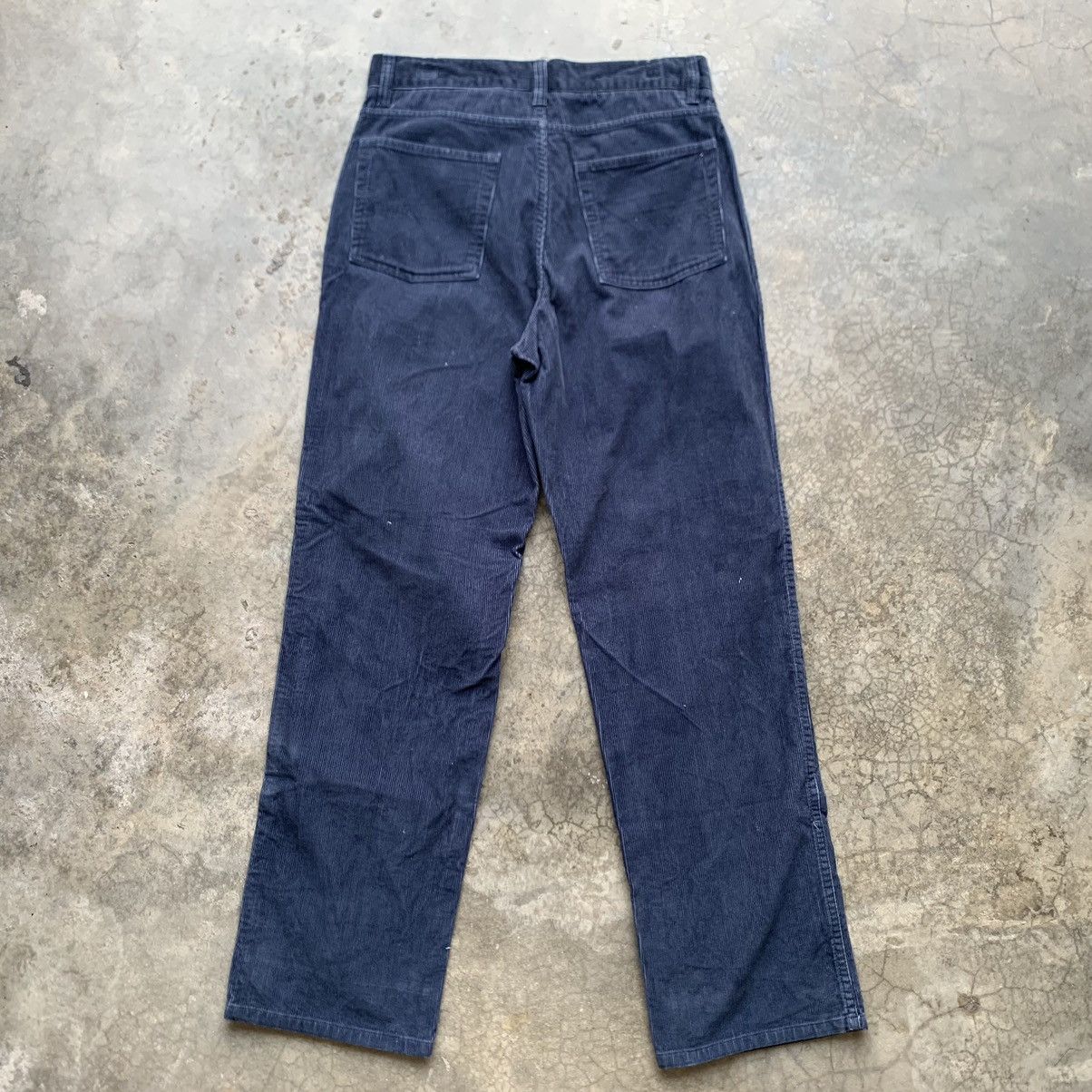 L.L. Bean LL Bean Corduroy Pants Size 32x31 Size US 32 / EU 48 - 3 Thumbnail