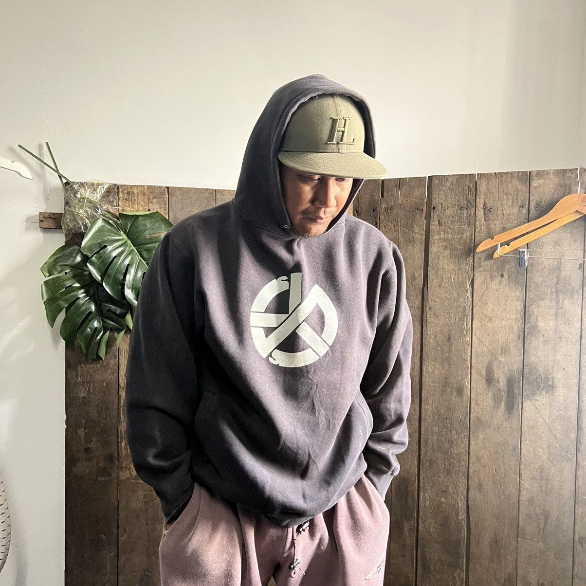 Stussy × Vintage Vintage Stussy Tribe Reality Asymmetry Hoodie Size US L / EU 52-54 / 3 - 12 Thumbnail