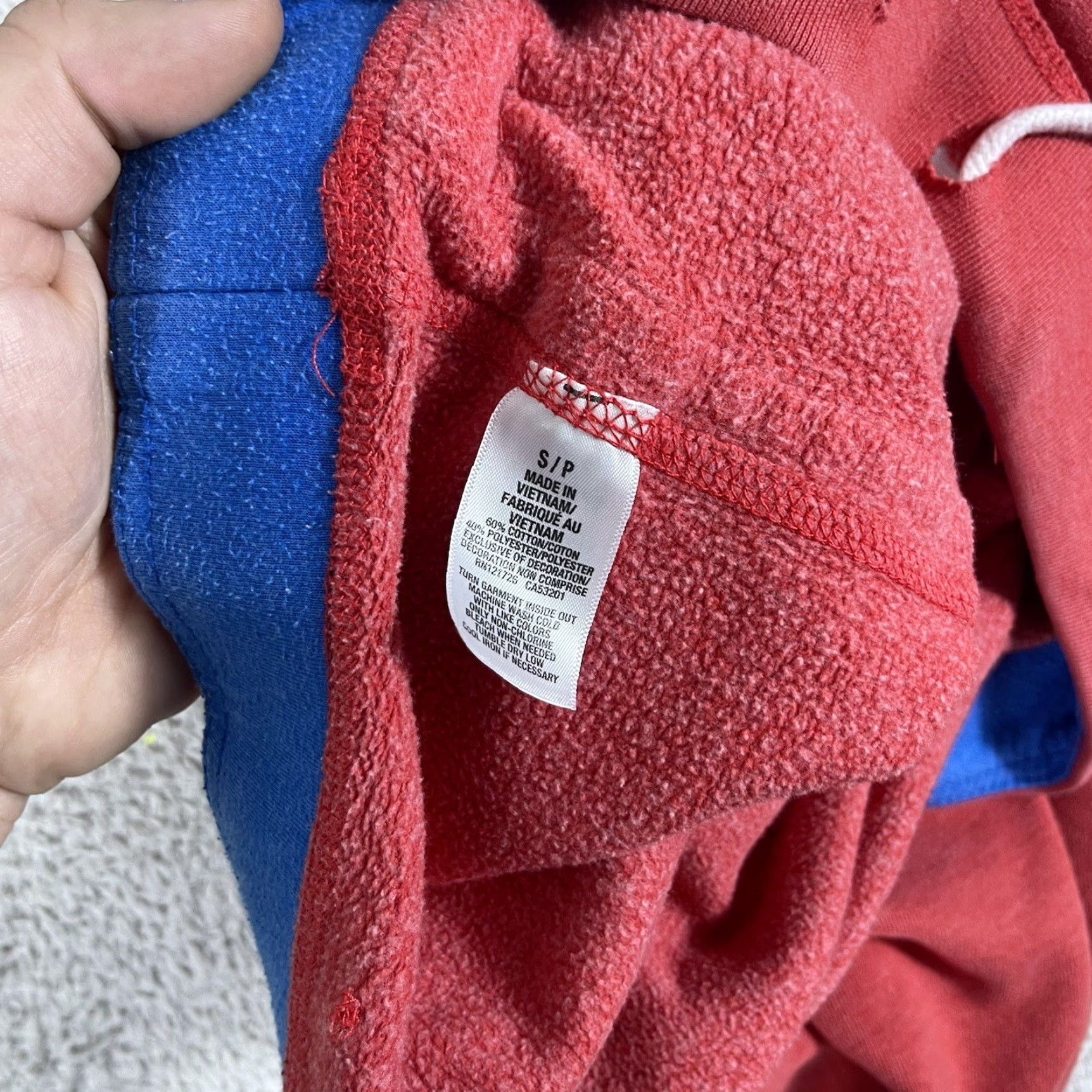 Vintage VINTAGE Aéropostale Sweat Shorts Mens Small Red Drawstring 90s NYC Preppy 90s Sweat Shorts Mens Small Red Aéropostale Size US 29 - 4 Thumbnail