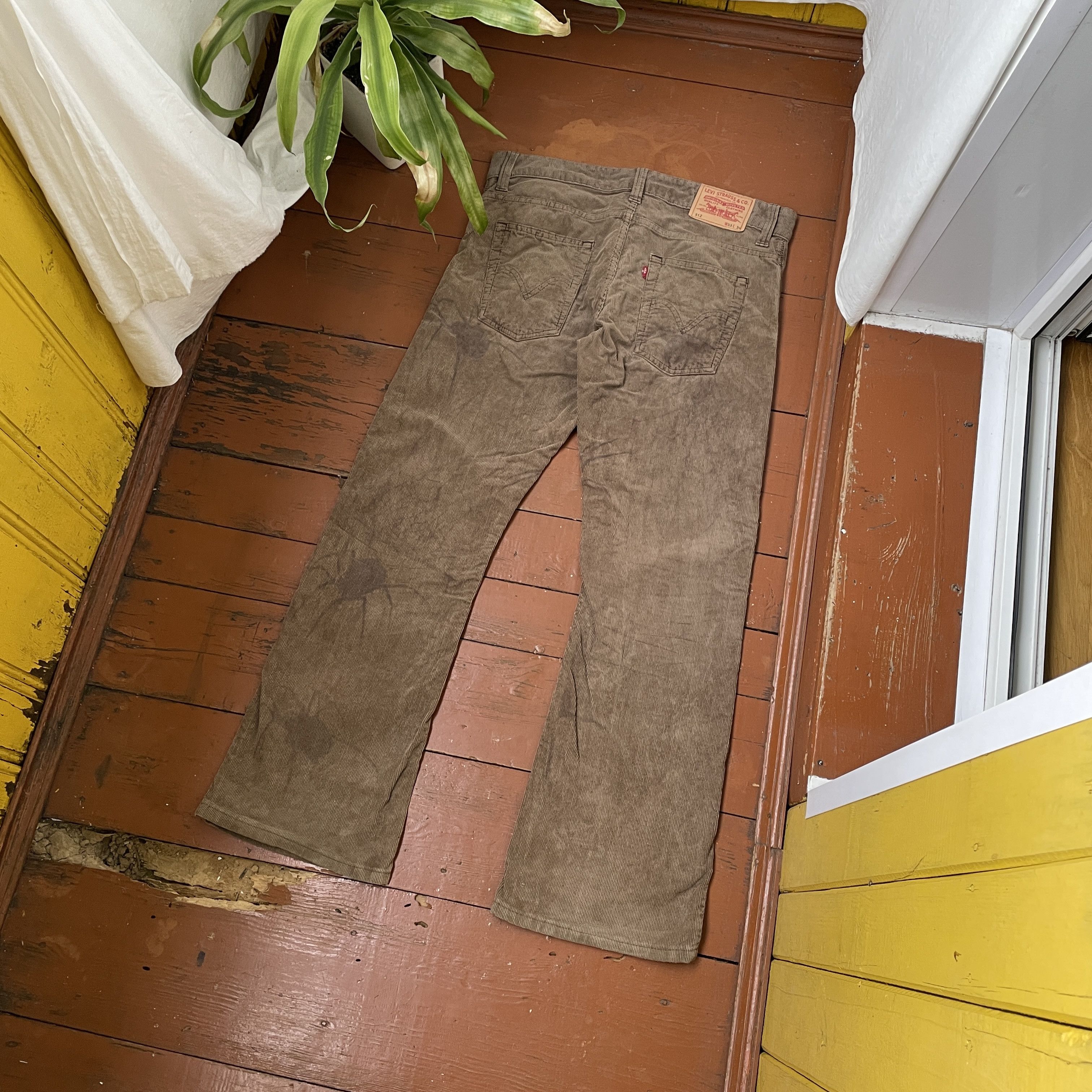 Levi's Levi's corduroy bobcut Baggy Pants spider patern Art y2k Size US 33 - 1 Thumbnail