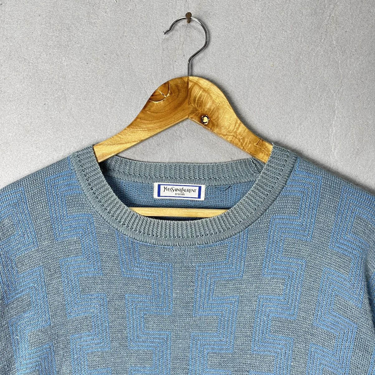 Yves Saint Laurent Vintage Yves Saint Laurent Tricots Pattern Knit Sweater Size US L / EU 52-54 / 3 - 2 Thumbnail