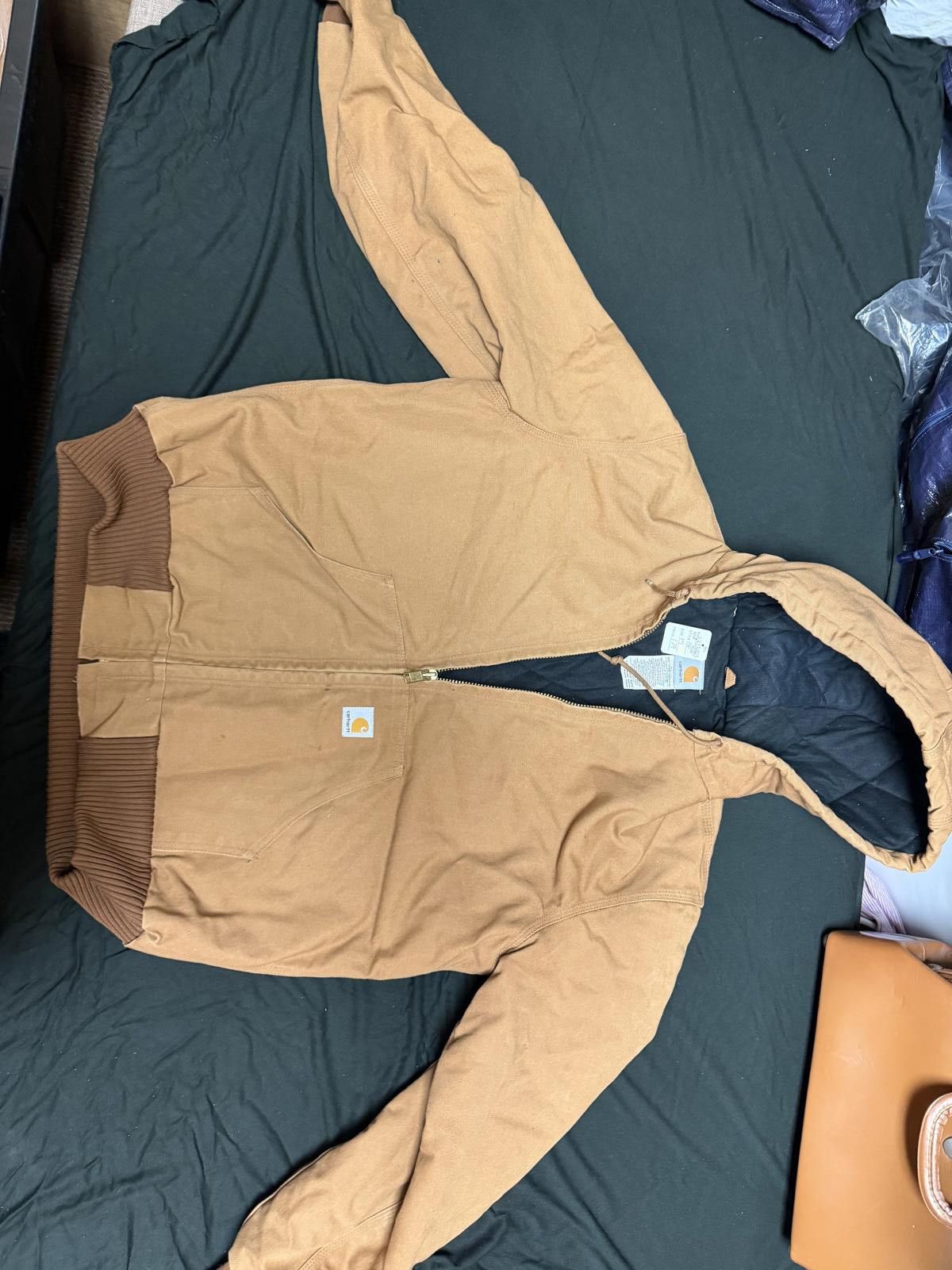 Carhartt jacket Brn