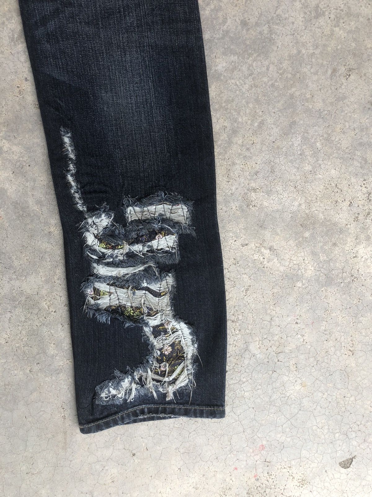 PPFM Japanese PPFM Distressed Patchwork Jeans Size US 31 - 12 Thumbnail
