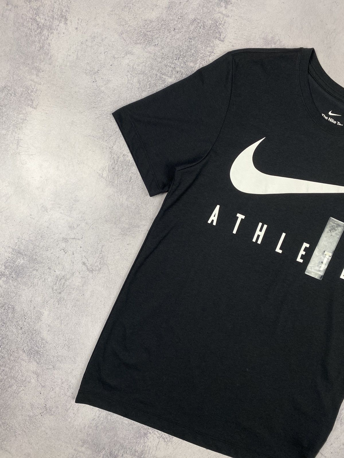 Nike Nike Athlete Dri Fit Swoosh Big Logo Tee Size US S / EU 44-46 / 1 - 3 Thumbnail
