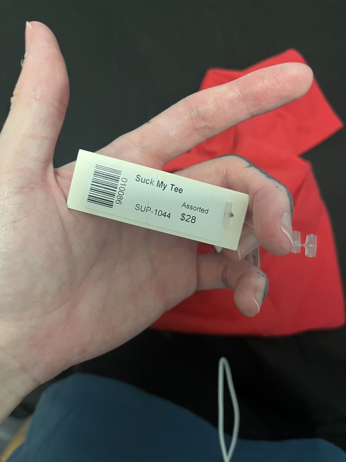 Supreme Supreme suck my cunt tee red Size US L / EU 52-54 / 3 - 7 Thumbnail
