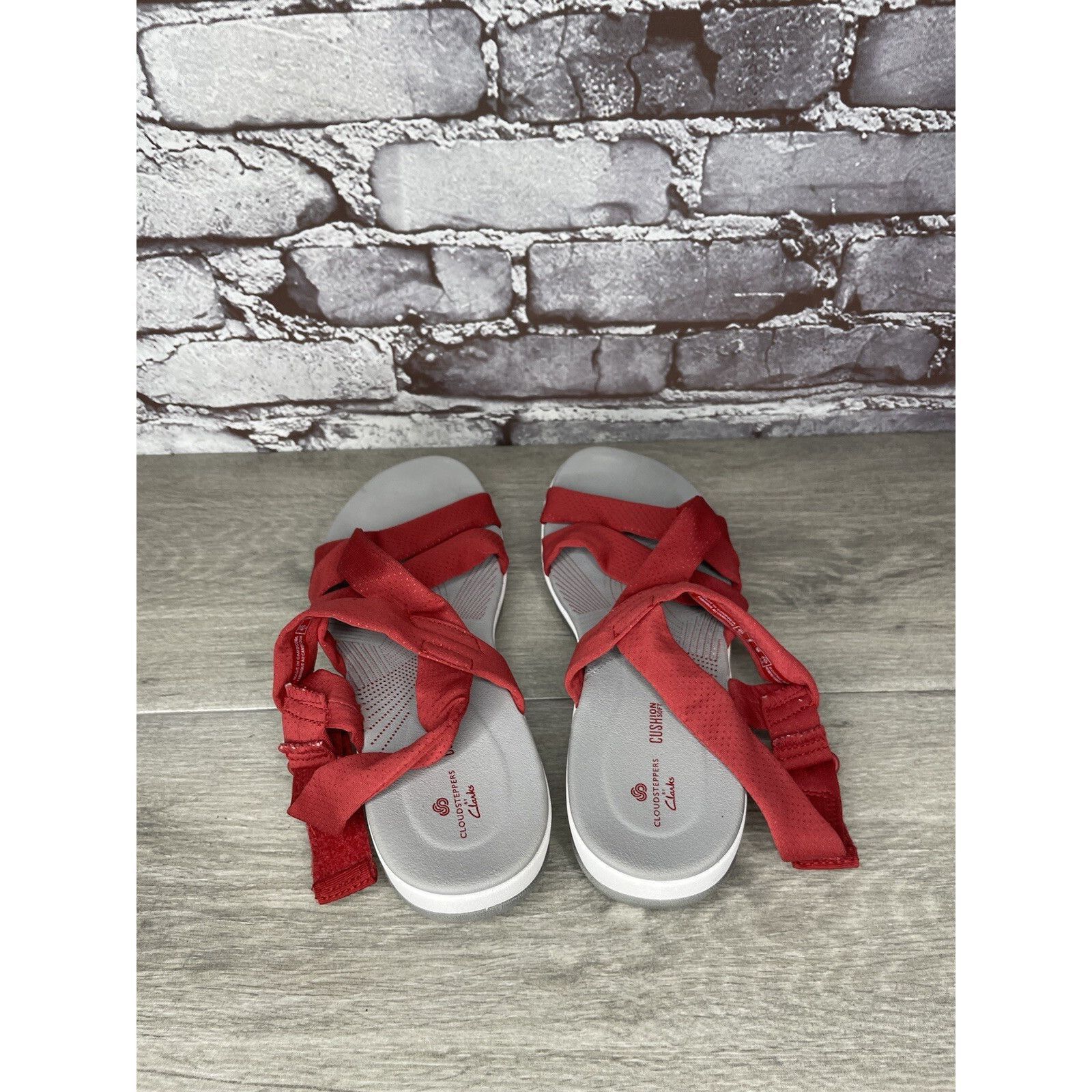 Clarks Clarks Cloud Steppers Red Fabric Strappy Wedge Comfort Sanda Size US 8 / IT 38 - 5 Thumbnail