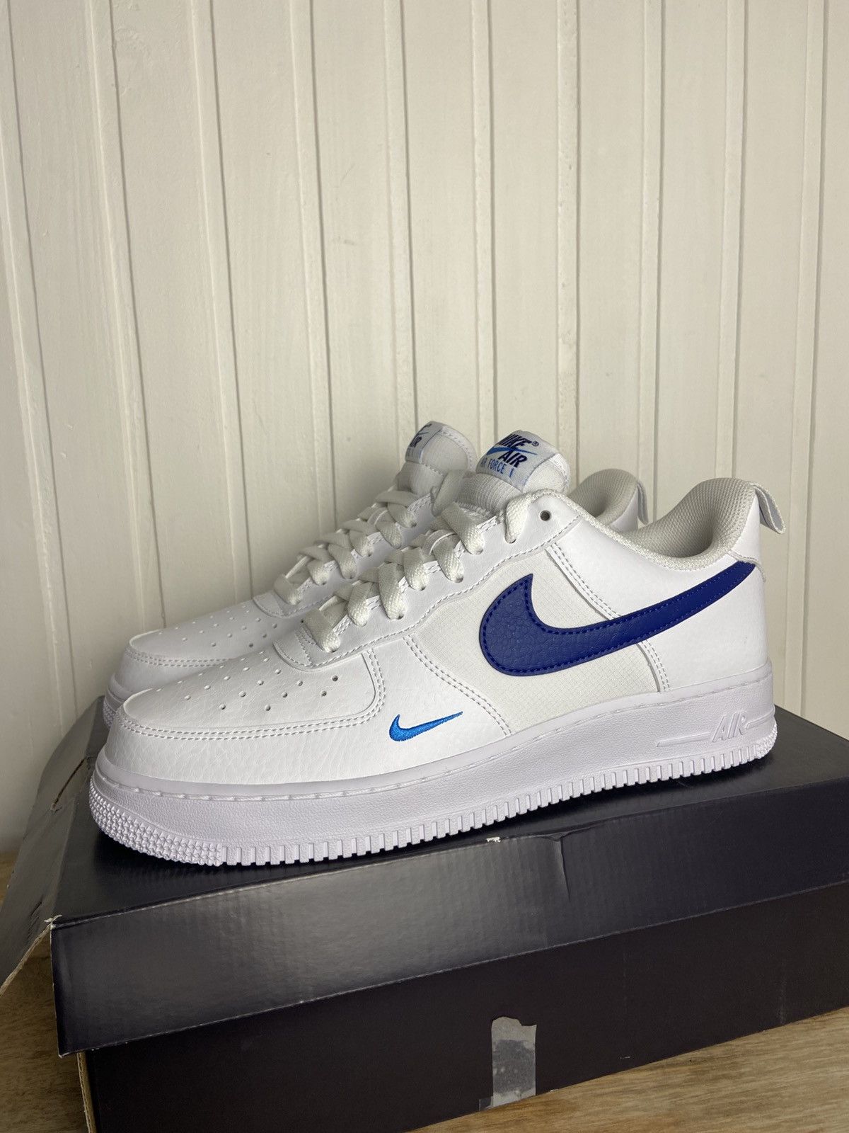 Nike New Nike Air Force 1 Low "White Light Deep Royal" Size 10US Size US 10 / EU 43 - 1 Thumbnail