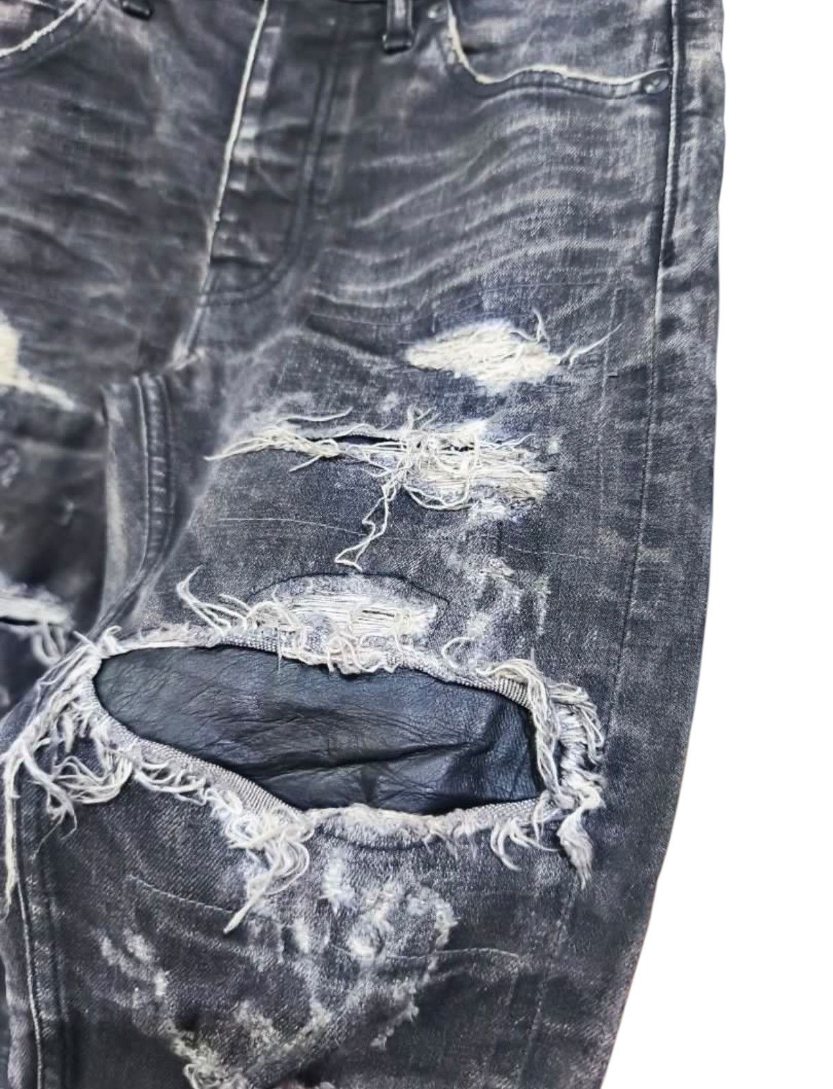 Isamu Katayama Backlash THRASHED ISAMU KATAYAMA BACKLASH PYTHON LEATHER FLARE TYPE Size US 32 / EU 48 - 5 Thumbnail