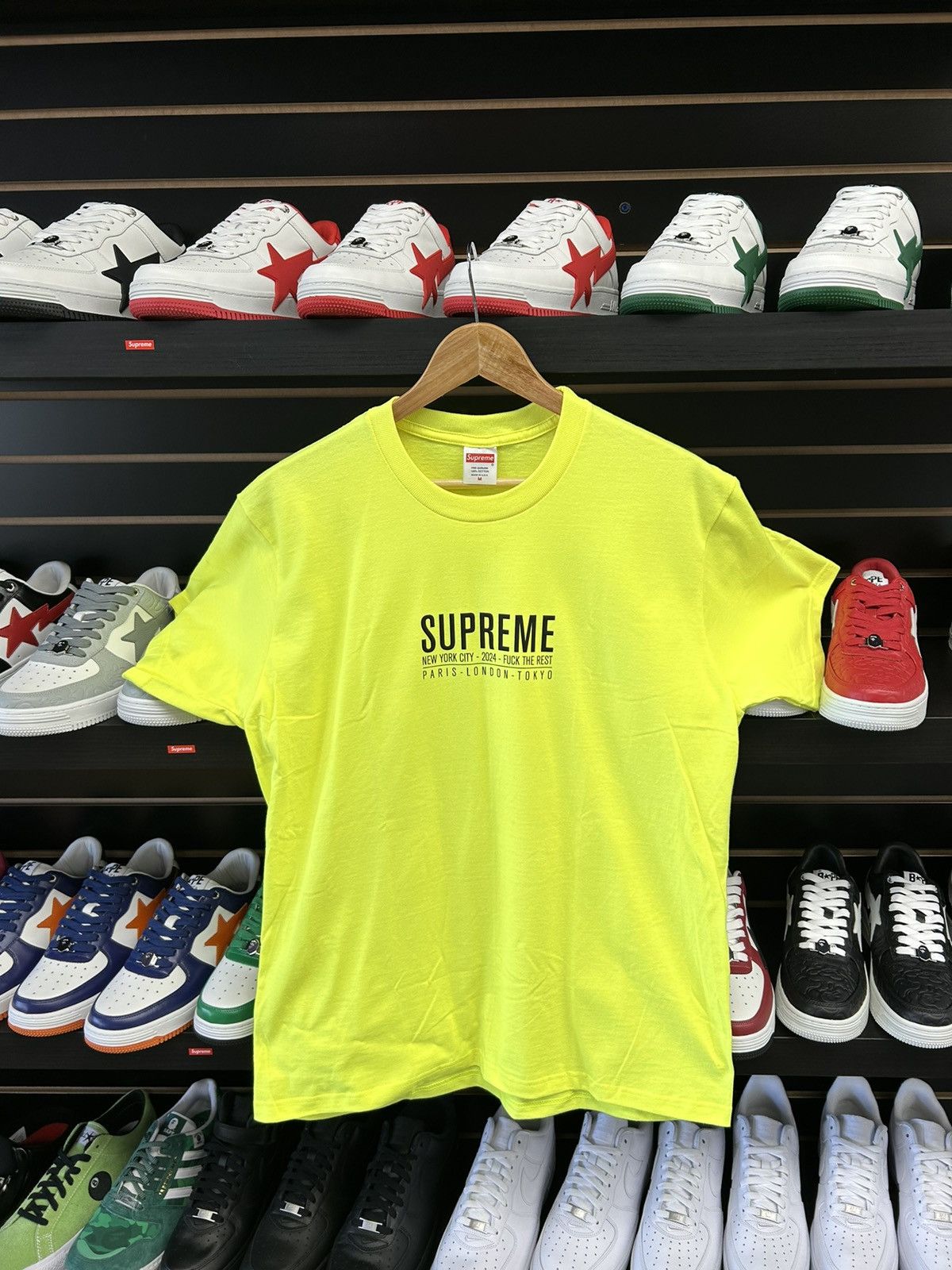 Supreme Supreme T-shirt Size US M / EU 48-50 / 2 - 1 Thumbnail