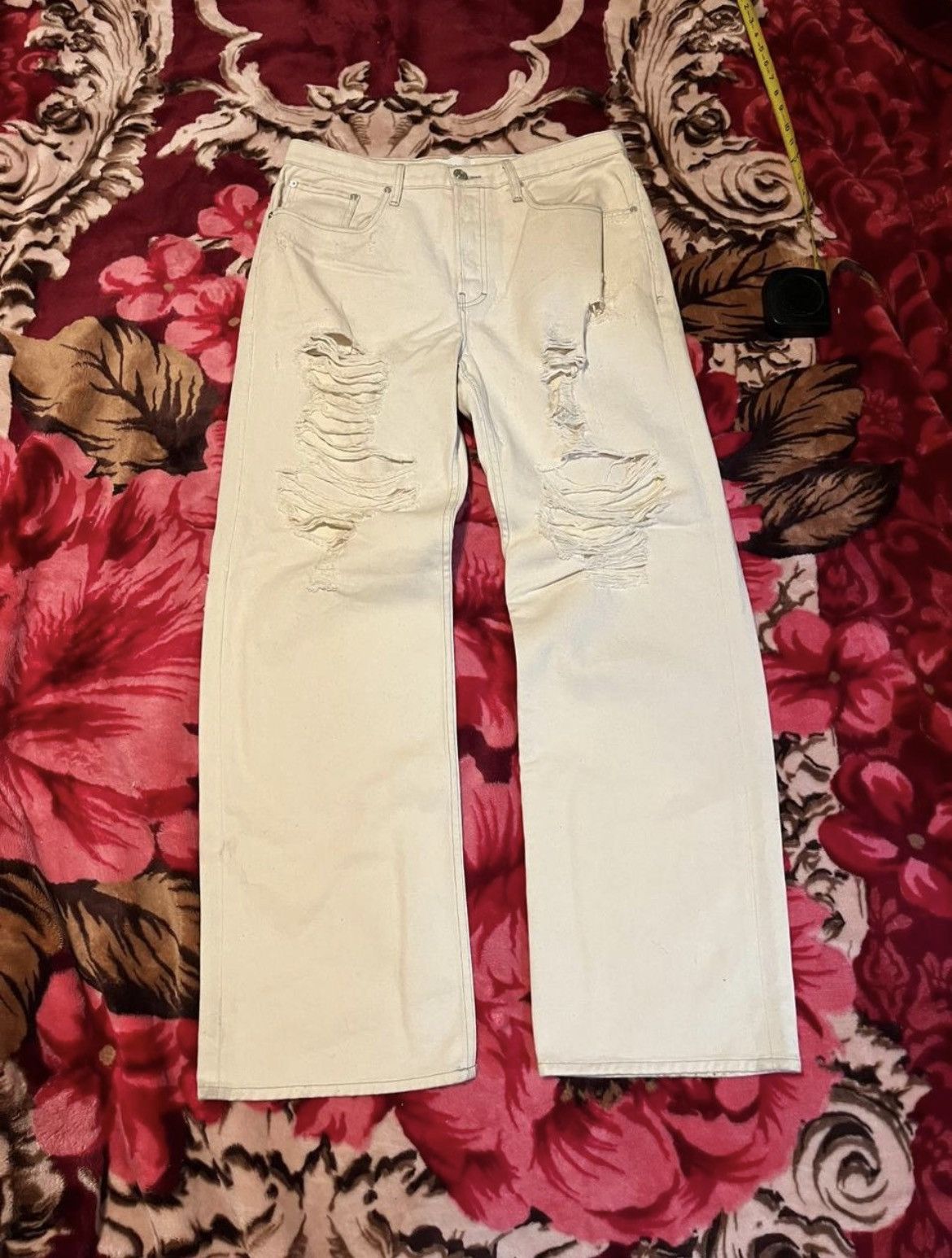 Frame Frame white distressed wide leg jeans Size US 32 / EU 48 - 1 Thumbnail