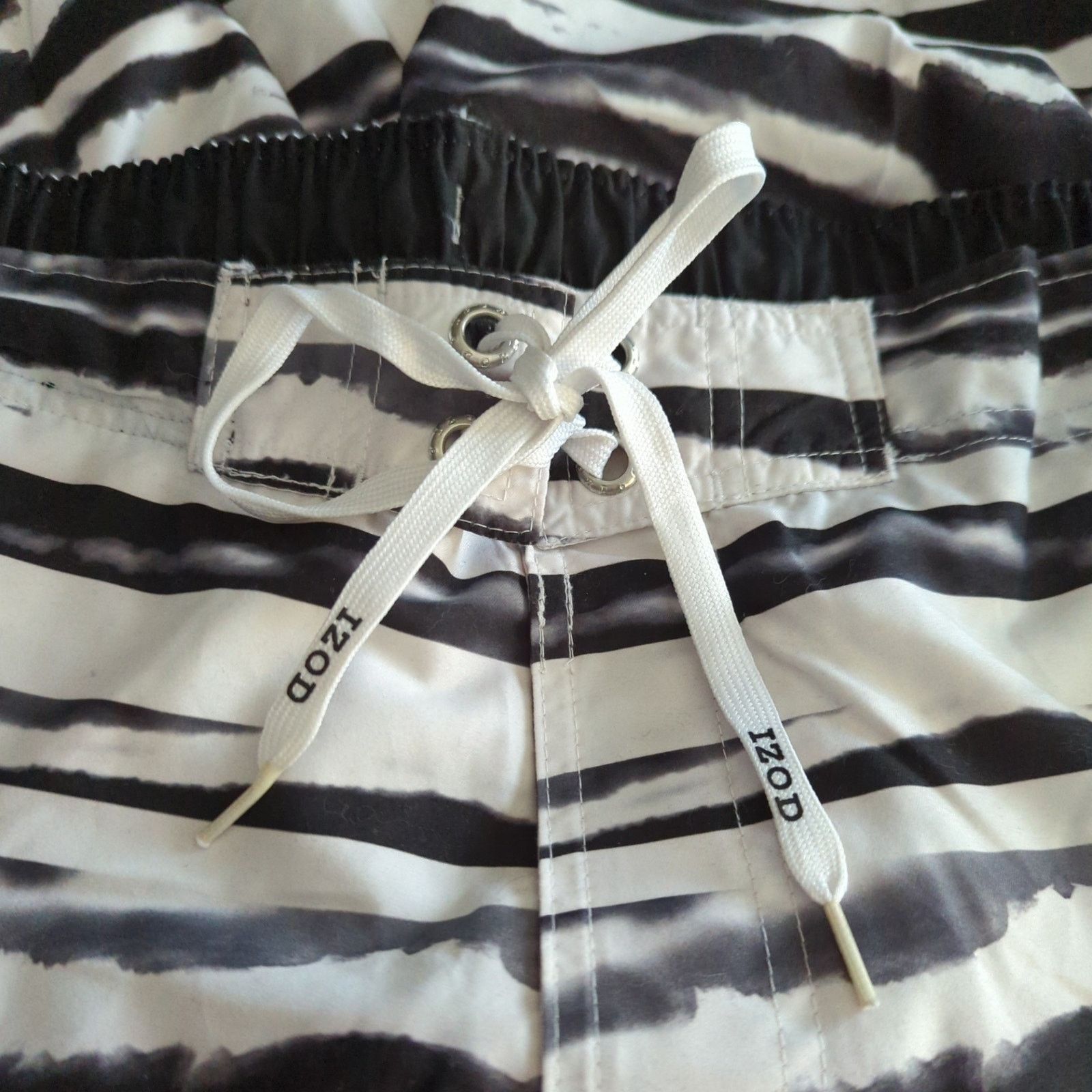 Izod IZOD White Black Striped Men's Swim Trunks XXL NEW Summer Size US 40 / EU 56 - 8 Thumbnail