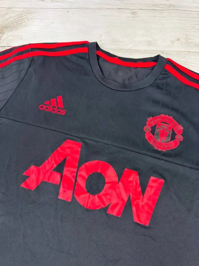 Adidas Adidas Manchester United 2015 2016 Training Shirt Jersey Size US M / EU 48-50 / 2 - 6 Thumbnail