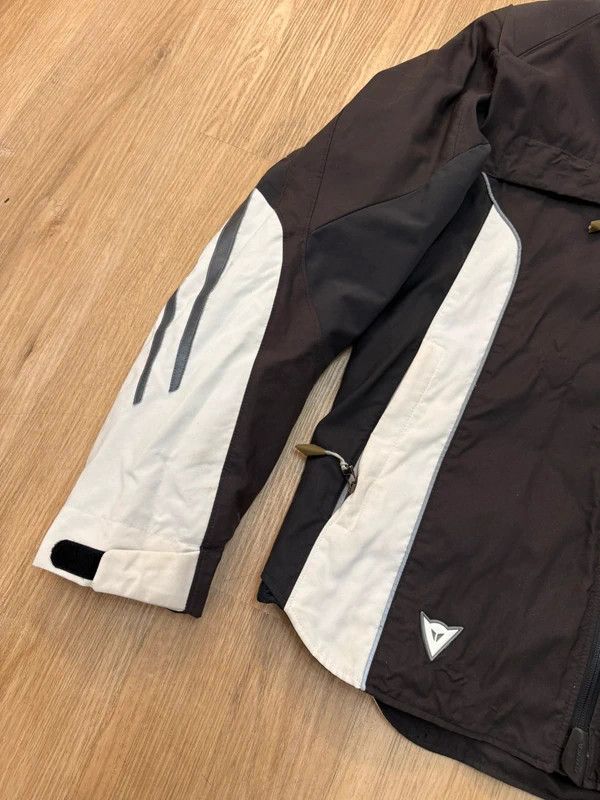Dainese Dainese Safety Equipment D-Tec Ski Snowboard Jacket size L Size US L / EU 52-54 / 3 - 4 Thumbnail