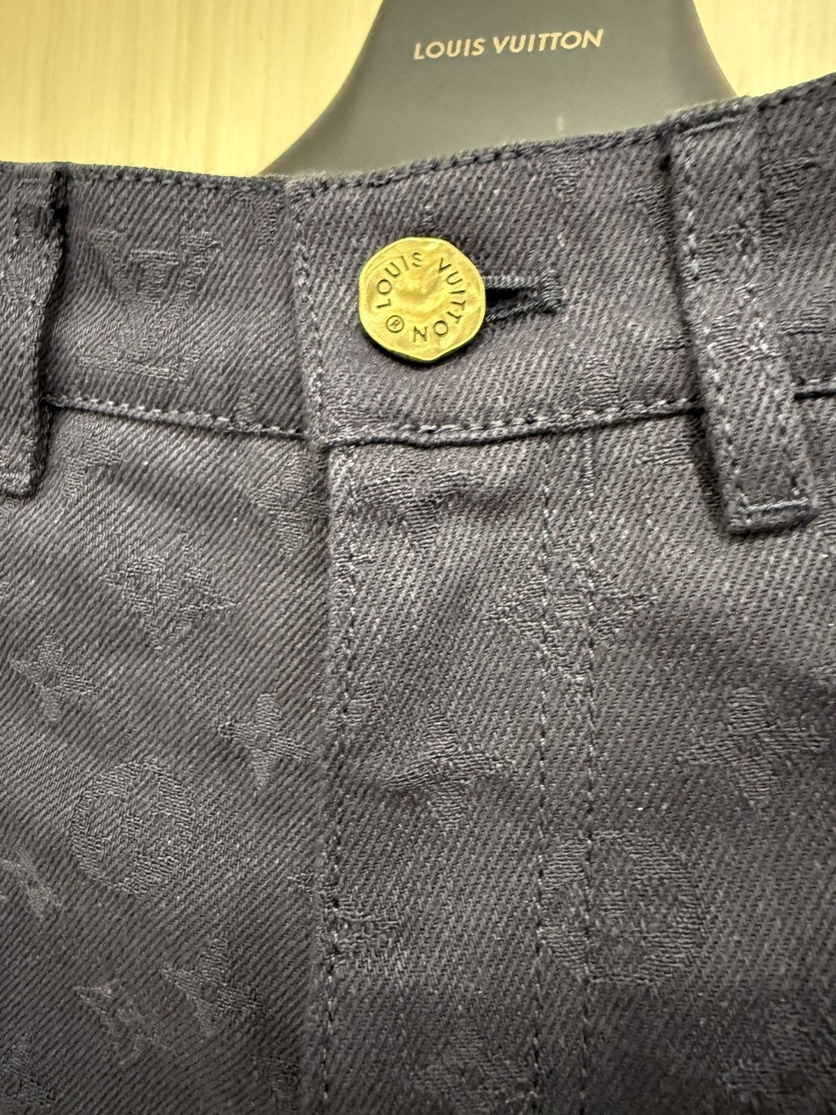 Louis Vuitton Louis Vuitton watercolor navy monogram denim jeans 33 Size US 33 - 5 Thumbnail