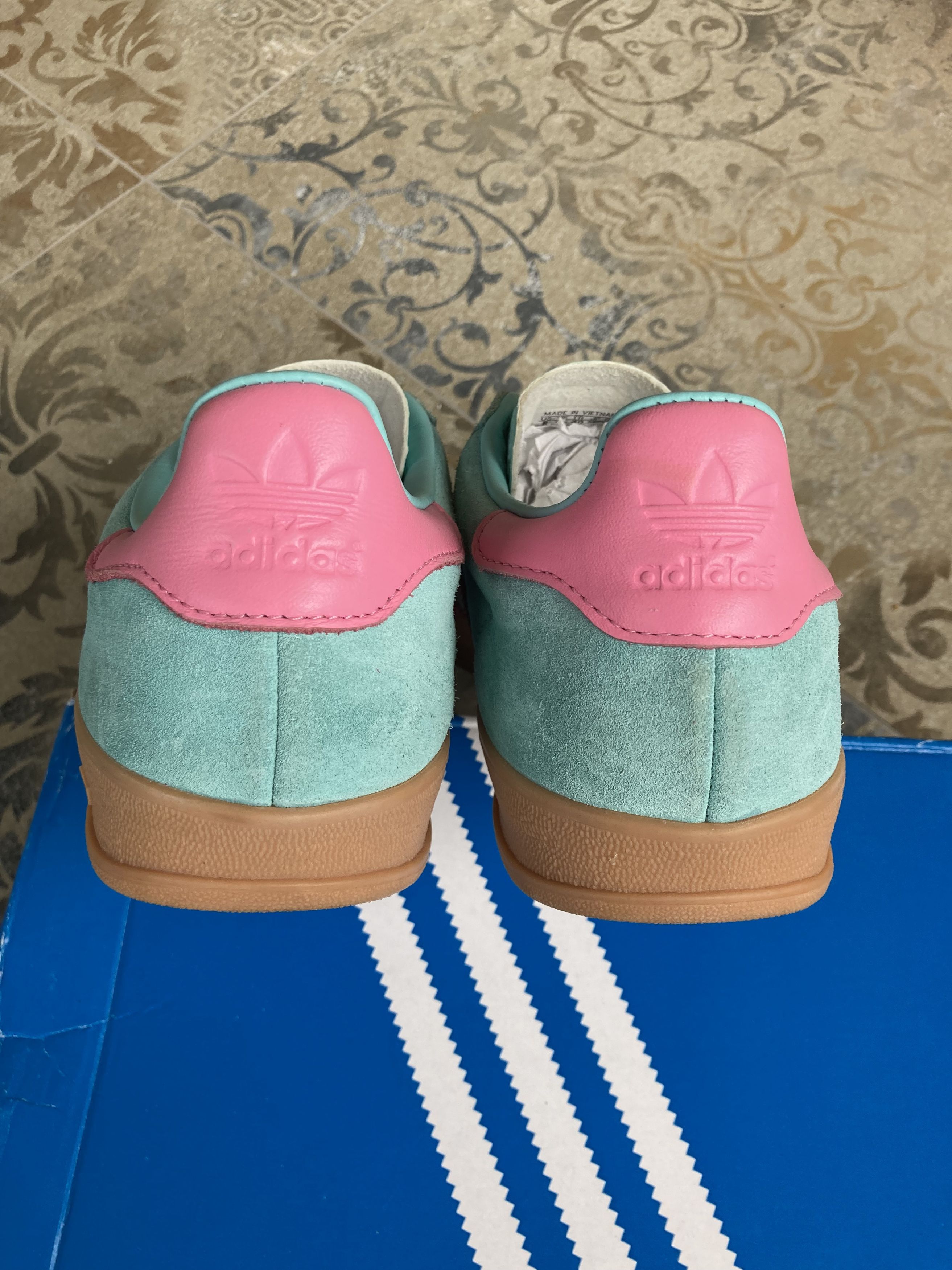 Adidas Womens Adidas gazelle indoor Aqua US 8 Leather pink me Size US 8 / IT 38 - 8 Thumbnail