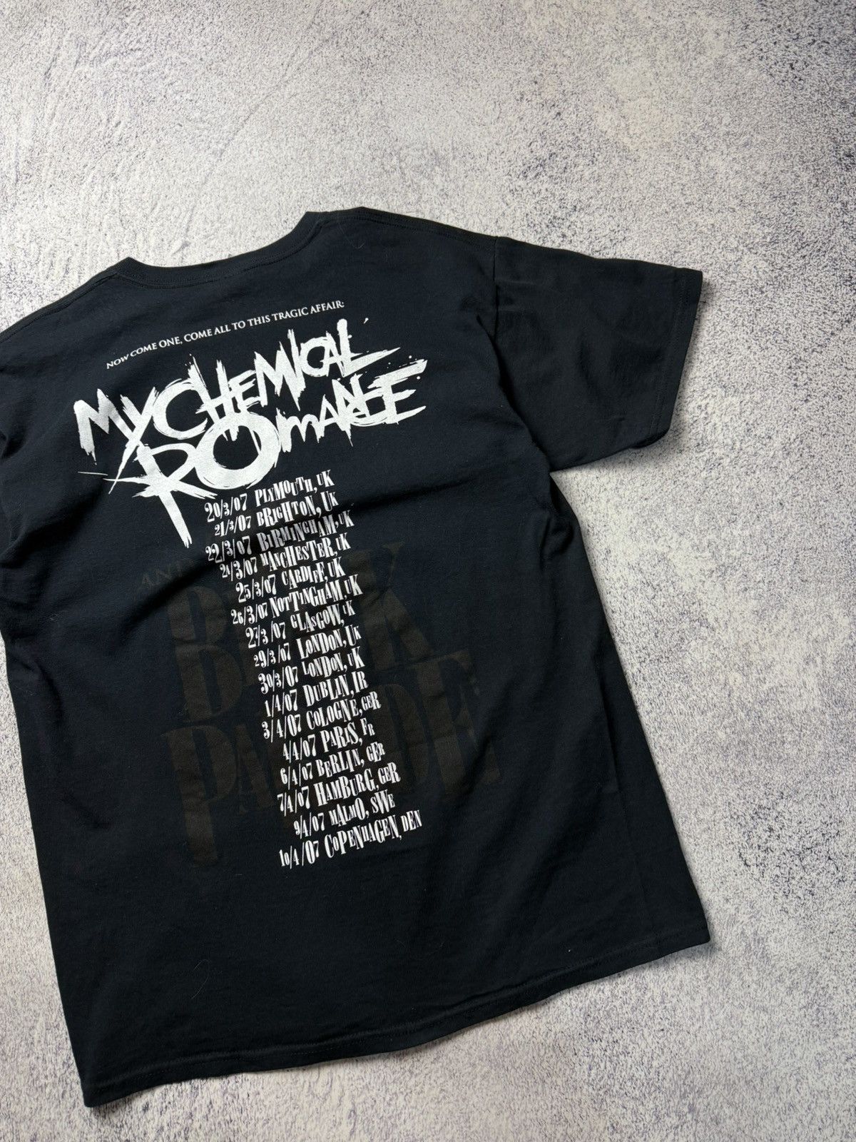Band Tees Vintage My Chemical Romance The Black Parade Album T shirt Size US L / EU 52-54 / 3 - 18 Thumbnail