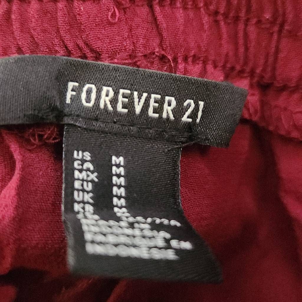 Forever 21 Forever 21Women's Size Medium Burgundy Pull On Shorts Size 29" - 2 Thumbnail