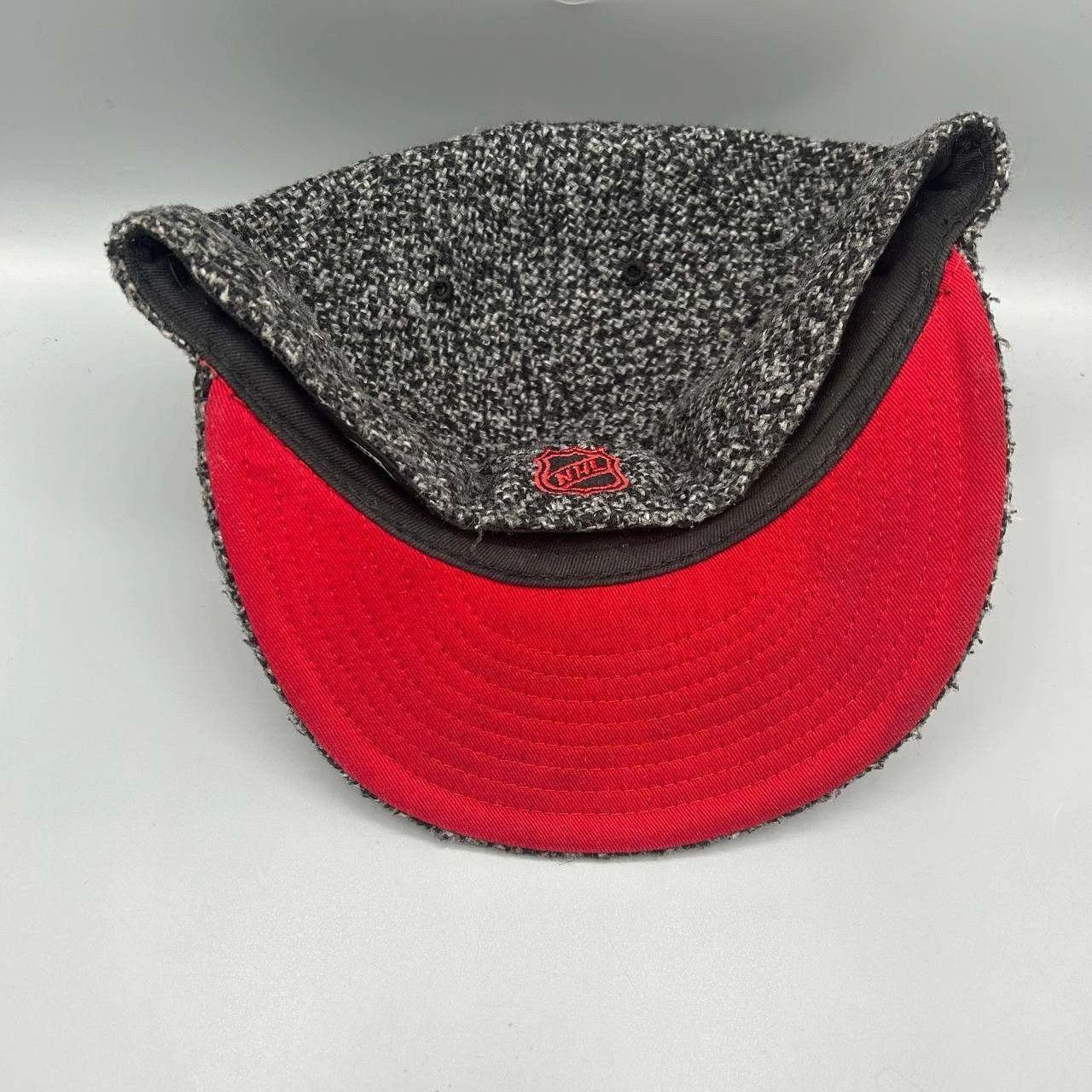 New Era Chicago Blackhawks Hat 7 3/8 NHL 59Fifty New Era Fitted Wool Size ONE SIZE - 9 Thumbnail