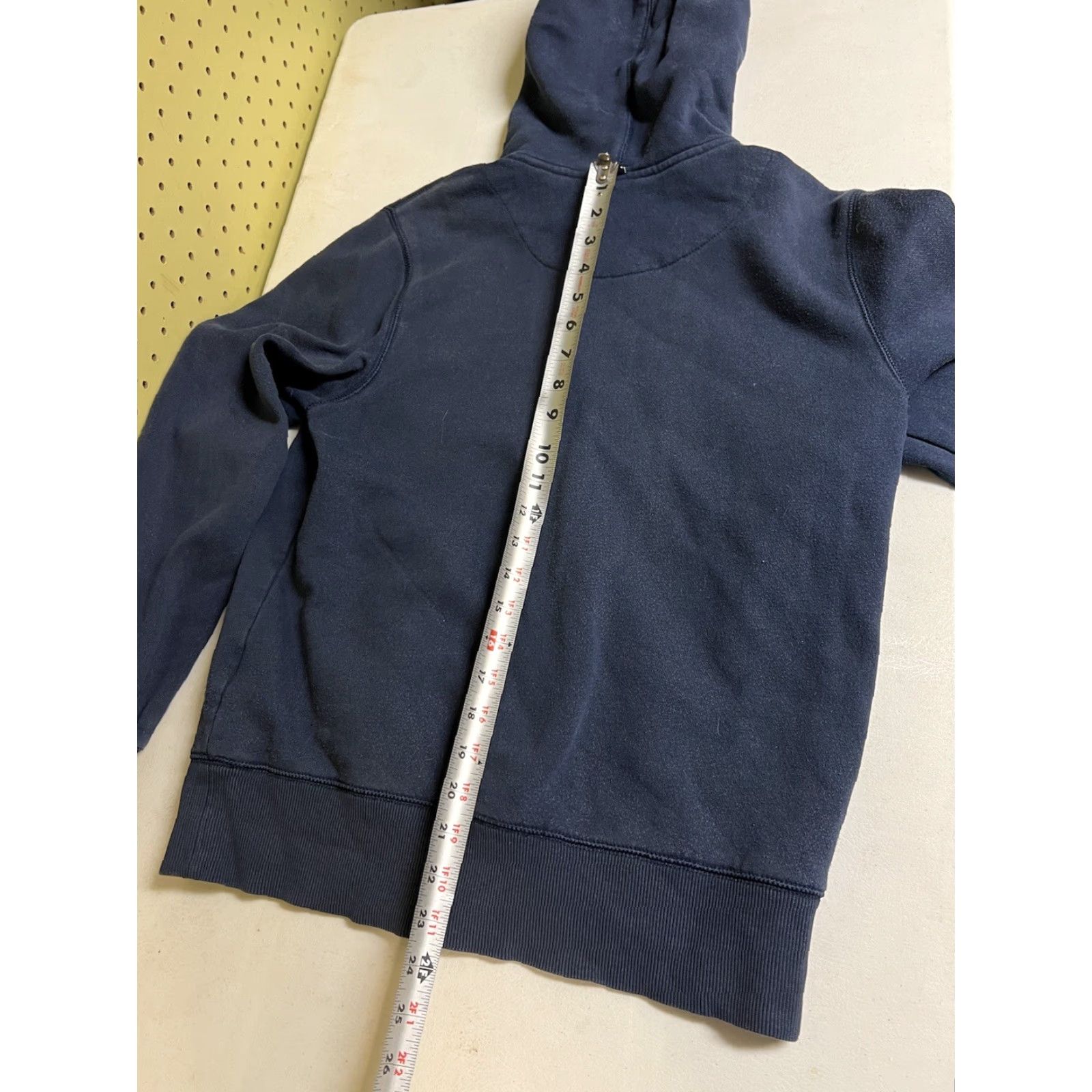 Nike VTG Nike University Hoodie Navy Blue Crew Neck S Small Embroidered Logo Pullover Mens College Sports USA Shirts Size US S / EU 44-46 / 1 - 8 Thumbnail